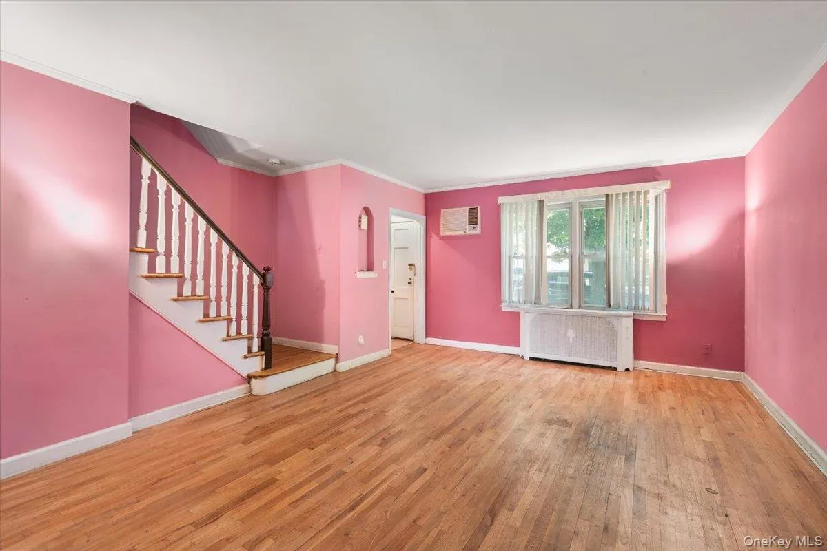 8253 251st Street, New York, NY, 3 Bedrooms Bedrooms, 6 Rooms Rooms,1 BathroomBathrooms,Residential,For Rent,251st,0,1003542 8253 251st Street, New York, NY, 3 Bedrooms Bedrooms, 6 Rooms Rooms,1 BathroomBathrooms,Residential,For Rent,251st,0,1003542