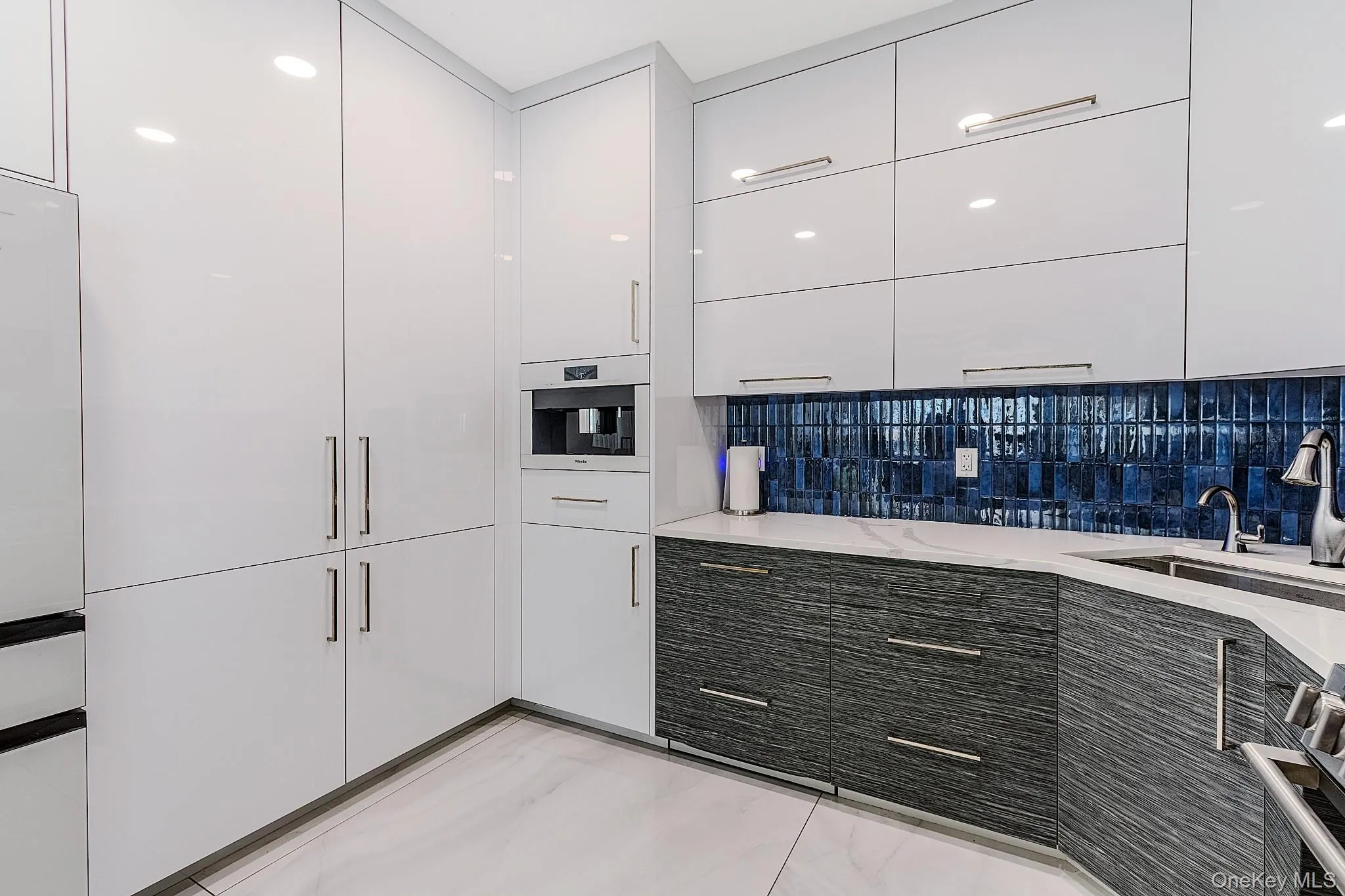 37 End Avenue, New York, NY, 2 Bedrooms Bedrooms, 4 Rooms Rooms,2 BathroomsBathrooms,Residential Sale,For Rent,End,0,1003543 37 End Avenue, New York, NY, 2 Bedrooms Bedrooms, 4 Rooms Rooms,2 BathroomsBathrooms,Residential Sale,For Rent,End,0,1003543