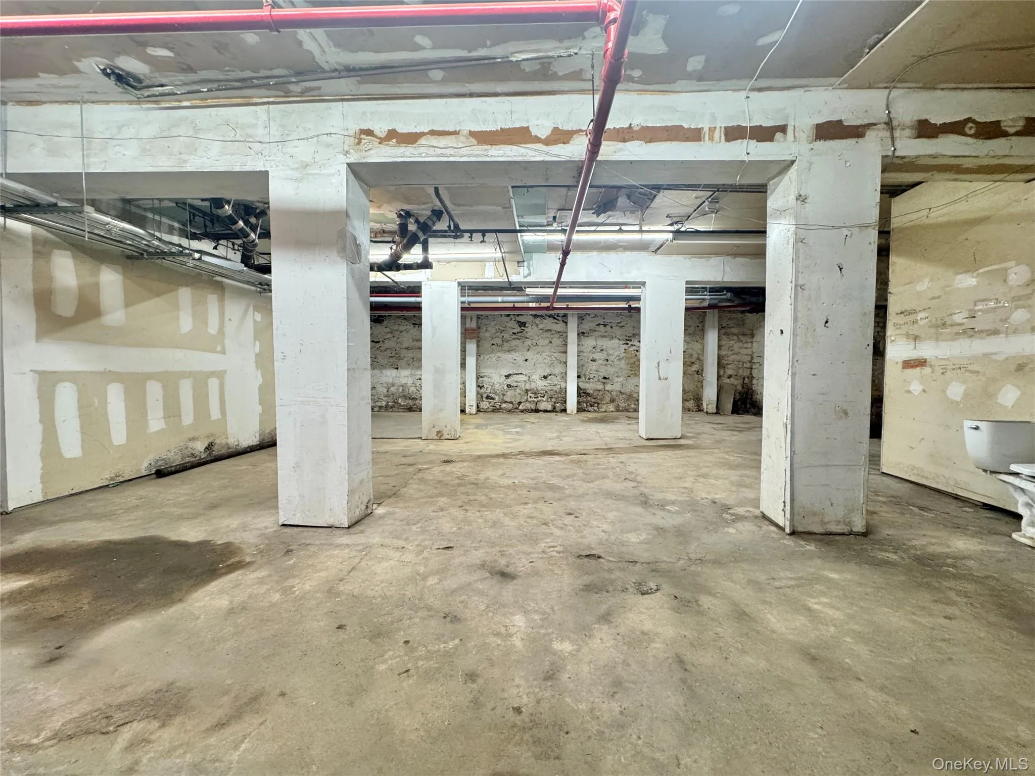1421 College Point Boulevard, New York, NY, ,Commercial Lease,For Rent,College Point,0,1003550 1421 College Point Boulevard, New York, NY, ,Commercial Lease,For Rent,College Point,0,1003550