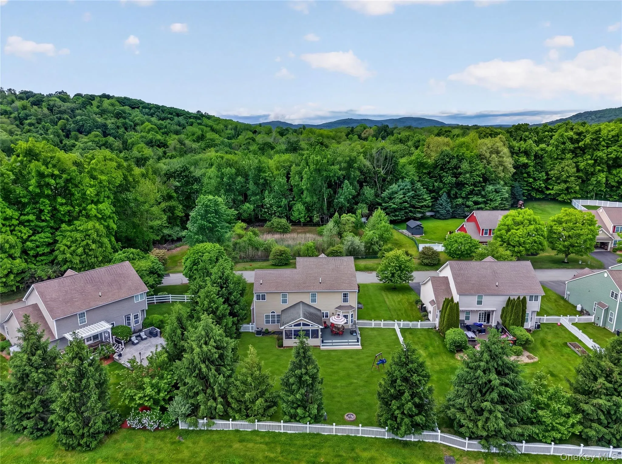 42 Plum Court Drive, Beekman, NY, 4 Bedrooms Bedrooms, 9 Rooms Rooms,2 BathroomsBathrooms,Residential,For Rent,Plum Court,0,1003551 42 Plum Court Drive, Beekman, NY, 4 Bedrooms Bedrooms, 9 Rooms Rooms,2 BathroomsBathrooms,Residential,For Rent,Plum Court,0,1003551