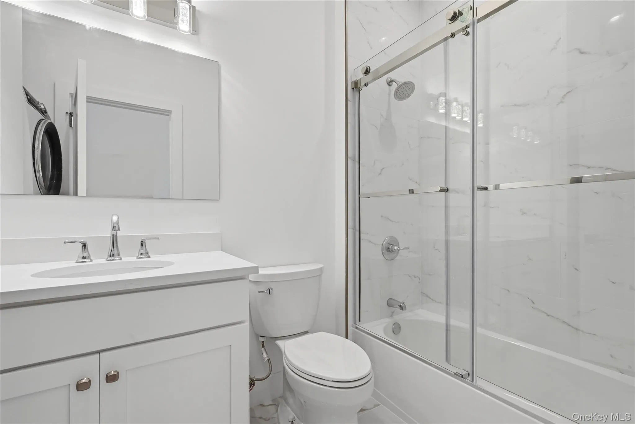 19 Montauk Highway, Southampton, NY, 2 Bedrooms Bedrooms, 5 Rooms Rooms,2 BathroomsBathrooms,Residential,For Rent,Montauk,0,1003552 19 Montauk Highway, Southampton, NY, 2 Bedrooms Bedrooms, 5 Rooms Rooms,2 BathroomsBathrooms,Residential,For Rent,Montauk,0,1003552