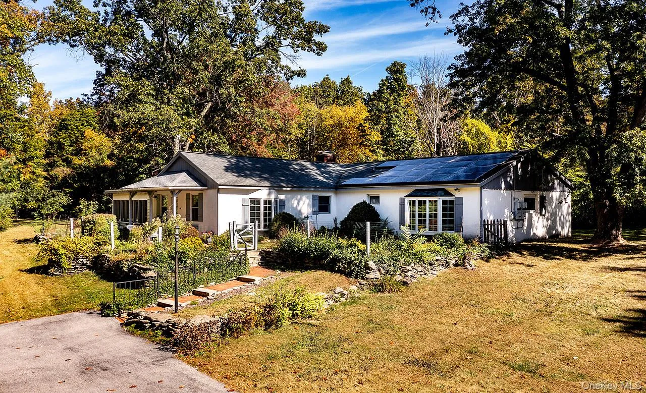 53 Tyrrel Road, Pleasant Valley, NY, 4 Bedrooms Bedrooms, 7 Rooms Rooms,1 BathroomBathrooms,Residential Sale,For Rent,Tyrrel,0,1003553 53 Tyrrel Road, Pleasant Valley, NY, 4 Bedrooms Bedrooms, 7 Rooms Rooms,1 BathroomBathrooms,Residential Sale,For Rent,Tyrrel,0,1003553