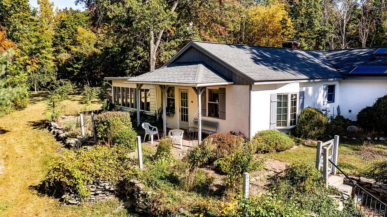 53 Tyrrel Road, Pleasant Valley, NY, 4 Bedrooms Bedrooms, 7 Rooms Rooms,1 BathroomBathrooms,Residential Sale,For Rent,Tyrrel,0,1003553 53 Tyrrel Road, Pleasant Valley, NY, 4 Bedrooms Bedrooms, 7 Rooms Rooms,1 BathroomBathrooms,Residential Sale,For Rent,Tyrrel,0,1003553