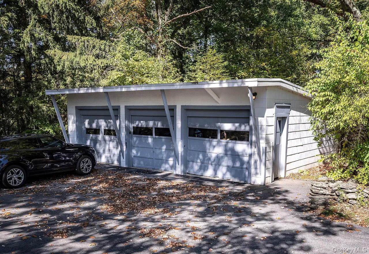 53 Tyrrel Road, Pleasant Valley, NY, 4 Bedrooms Bedrooms, 7 Rooms Rooms,1 BathroomBathrooms,Residential Sale,For Rent,Tyrrel,0,1003553 53 Tyrrel Road, Pleasant Valley, NY, 4 Bedrooms Bedrooms, 7 Rooms Rooms,1 BathroomBathrooms,Residential Sale,For Rent,Tyrrel,0,1003553