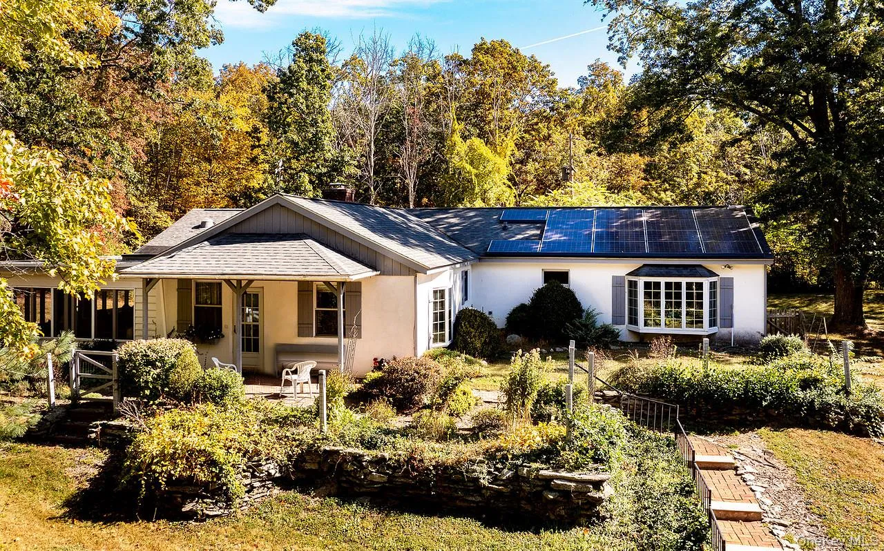 53 Tyrrel Road, Pleasant Valley, NY, 4 Bedrooms Bedrooms, 7 Rooms Rooms,1 BathroomBathrooms,Residential Sale,For Rent,Tyrrel,0,1003553 53 Tyrrel Road, Pleasant Valley, NY, 4 Bedrooms Bedrooms, 7 Rooms Rooms,1 BathroomBathrooms,Residential Sale,For Rent,Tyrrel,0,1003553