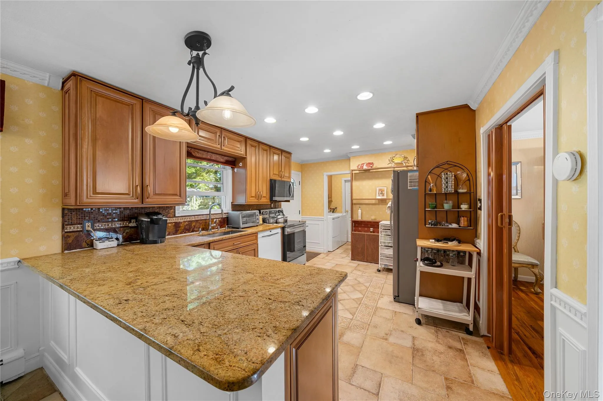 53 Jarvin Road, Brookhaven, NY, 4 Bedrooms Bedrooms, 10 Rooms Rooms,1 BathroomBathrooms,Residential,For Rent,Jarvin,0,KEY1003555 53 Jarvin Road, Brookhaven, NY, 4 Bedrooms Bedrooms, 10 Rooms Rooms,1 BathroomBathrooms,Residential,For Rent,Jarvin,0,KEY1003555