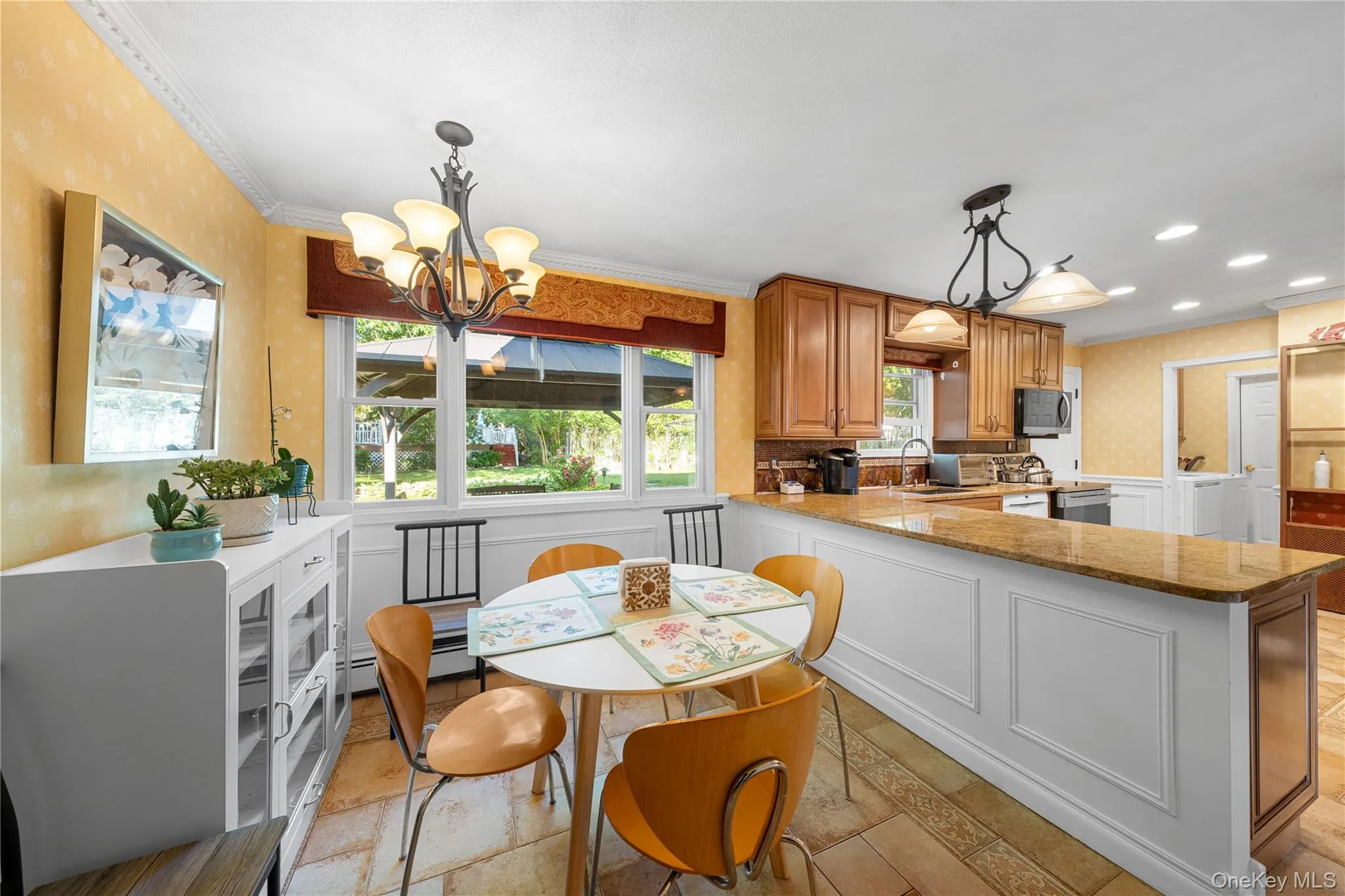 53 Jarvin Road, Brookhaven, NY, 4 Bedrooms Bedrooms, 10 Rooms Rooms,1 BathroomBathrooms,Residential,For Rent,Jarvin,0,KEY1003555 53 Jarvin Road, Brookhaven, NY, 4 Bedrooms Bedrooms, 10 Rooms Rooms,1 BathroomBathrooms,Residential,For Rent,Jarvin,0,KEY1003555