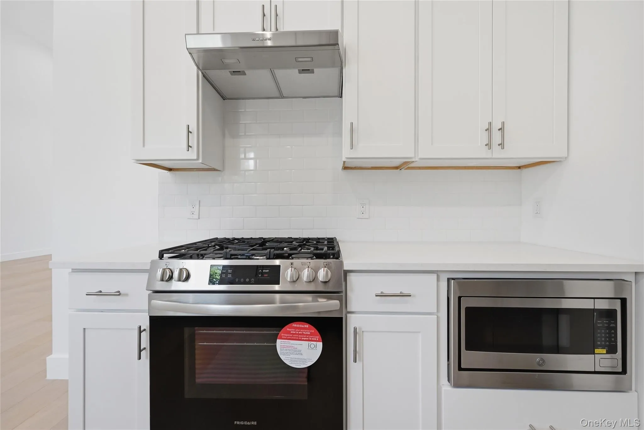 19 Montauk Highway, Southampton, NY, 2 Bedrooms Bedrooms, 5 Rooms Rooms,2 BathroomsBathrooms,Residential,For Rent,Montauk,0,1003556 19 Montauk Highway, Southampton, NY, 2 Bedrooms Bedrooms, 5 Rooms Rooms,2 BathroomsBathrooms,Residential,For Rent,Montauk,0,1003556