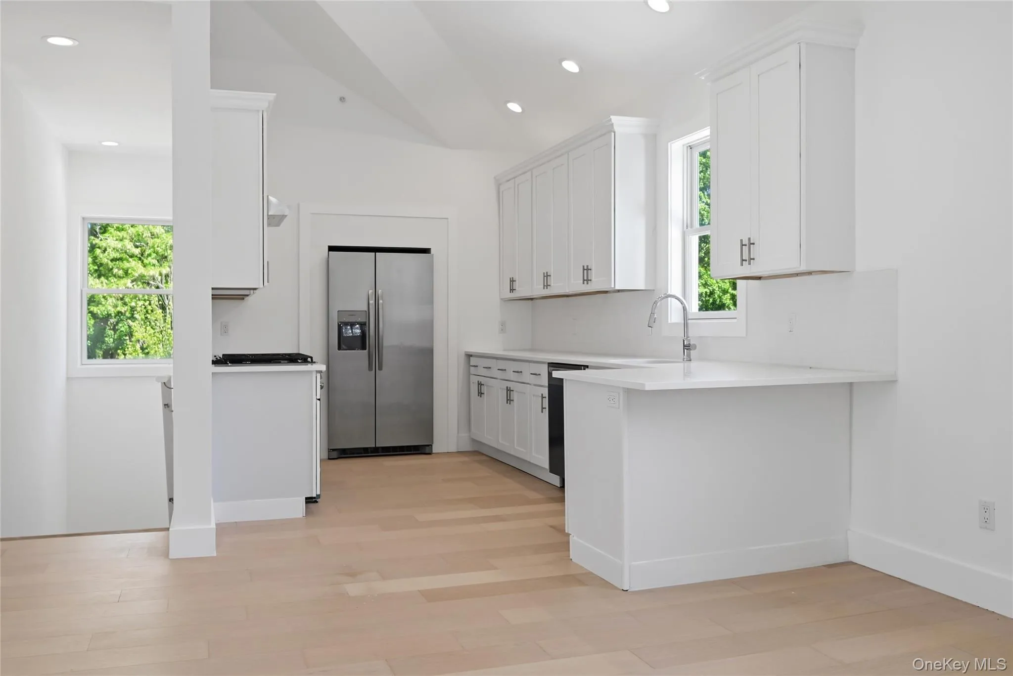 19 Montauk Highway, Southampton, NY, 2 Bedrooms Bedrooms, 5 Rooms Rooms,2 BathroomsBathrooms,Residential,For Rent,Montauk,0,1003556 19 Montauk Highway, Southampton, NY, 2 Bedrooms Bedrooms, 5 Rooms Rooms,2 BathroomsBathrooms,Residential,For Rent,Montauk,0,1003556