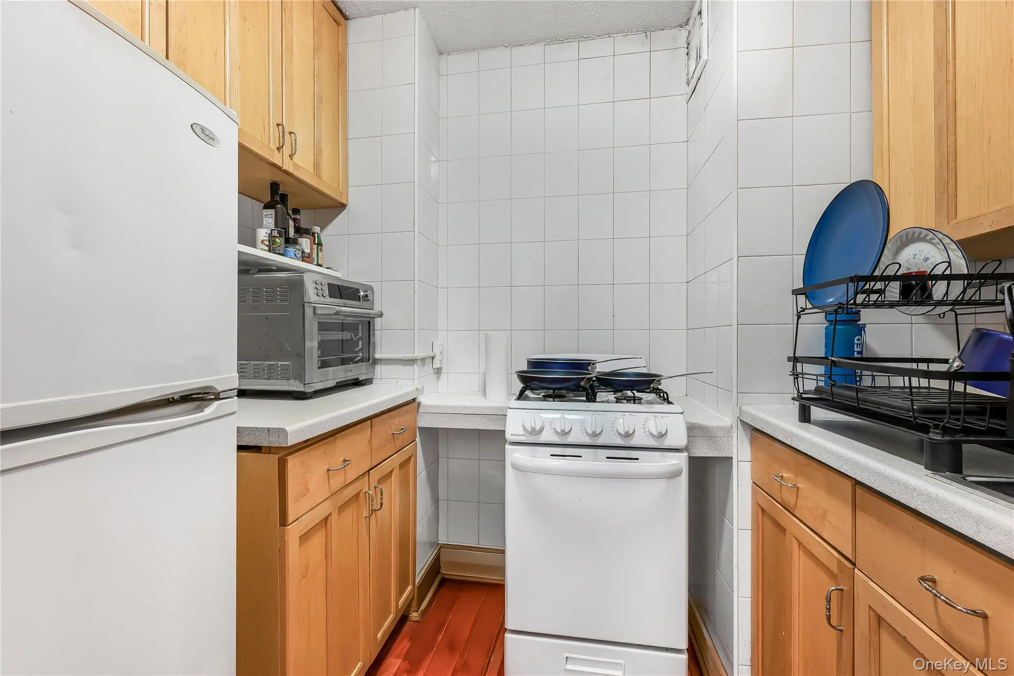 118-17 Union, New York, NY, 3 Rooms Rooms,1 BathroomBathrooms,Residential Sale,For Rent,Union,0,1003557 118-17 Union, New York, NY, 3 Rooms Rooms,1 BathroomBathrooms,Residential Sale,For Rent,Union,0,1003557