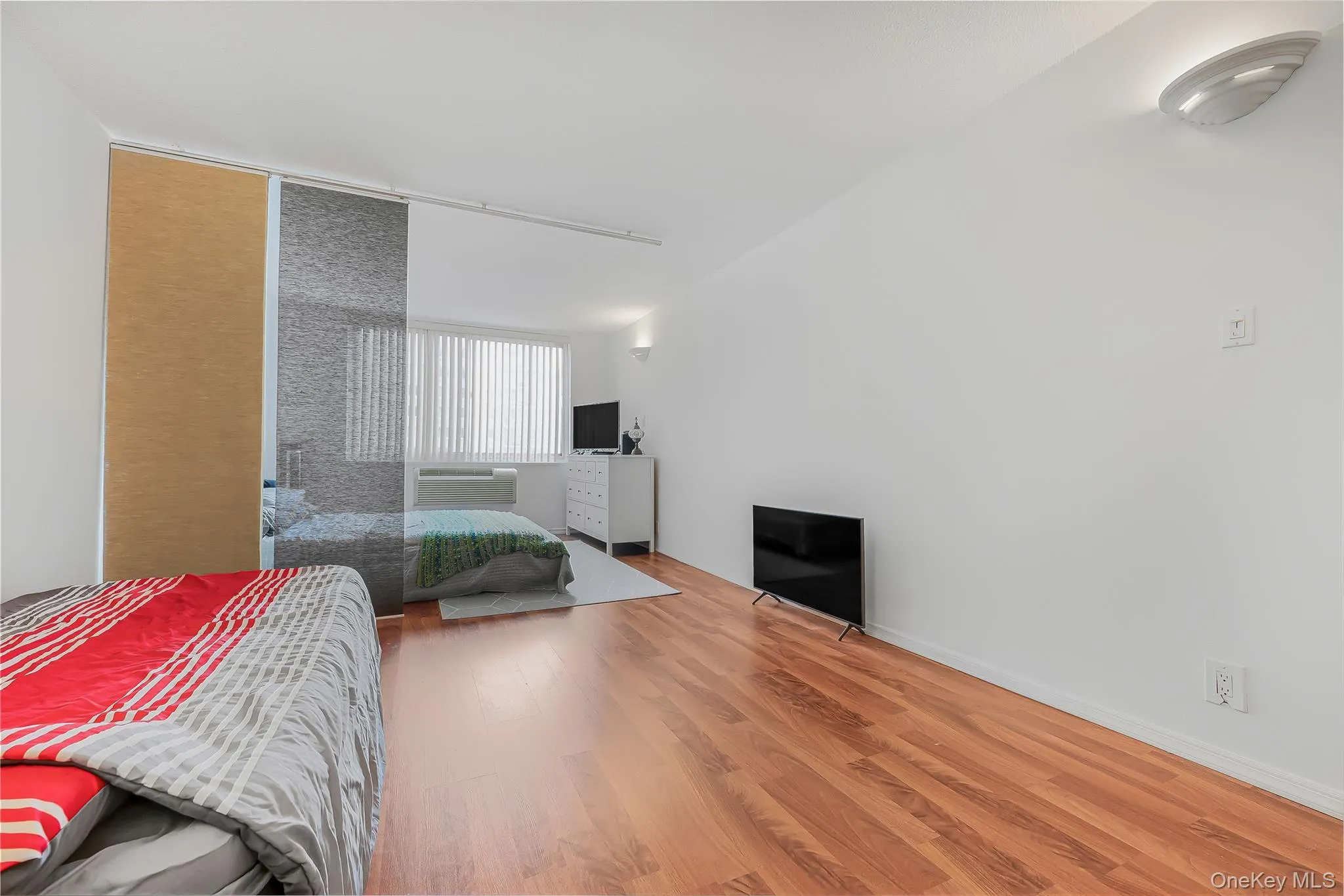 118-17 Union, New York, NY, 3 Rooms Rooms,1 BathroomBathrooms,Residential Sale,For Rent,Union,0,1003557 118-17 Union, New York, NY, 3 Rooms Rooms,1 BathroomBathrooms,Residential Sale,For Rent,Union,0,1003557