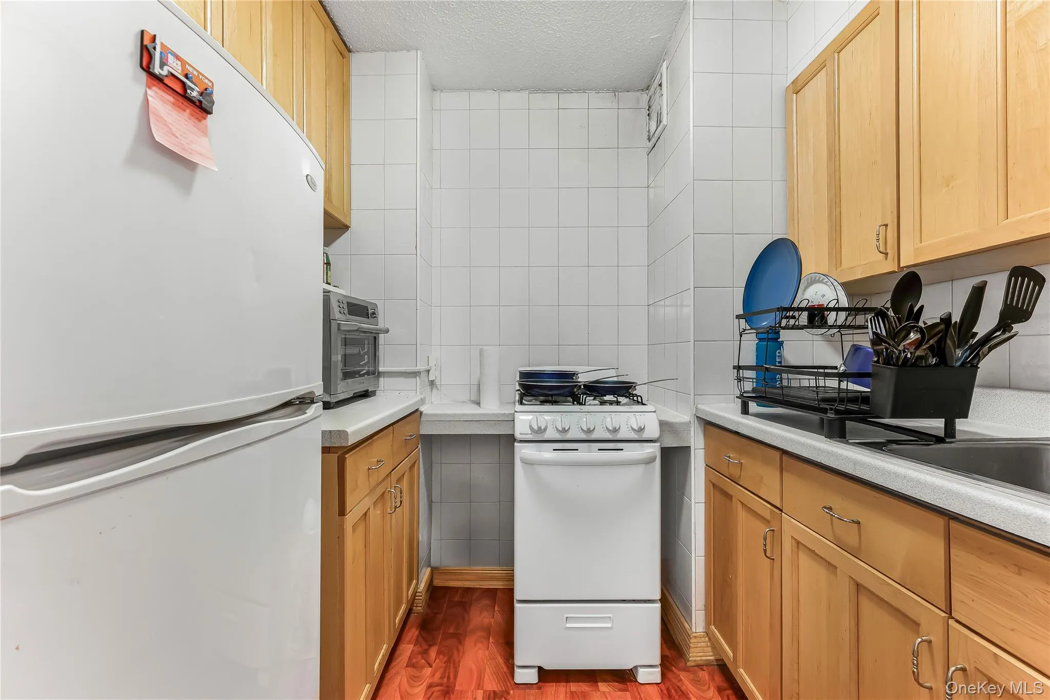 118-17 Union, New York, NY, 3 Rooms Rooms,1 BathroomBathrooms,Residential Sale,For Rent,Union,0,1003557 118-17 Union, New York, NY, 3 Rooms Rooms,1 BathroomBathrooms,Residential Sale,For Rent,Union,0,1003557