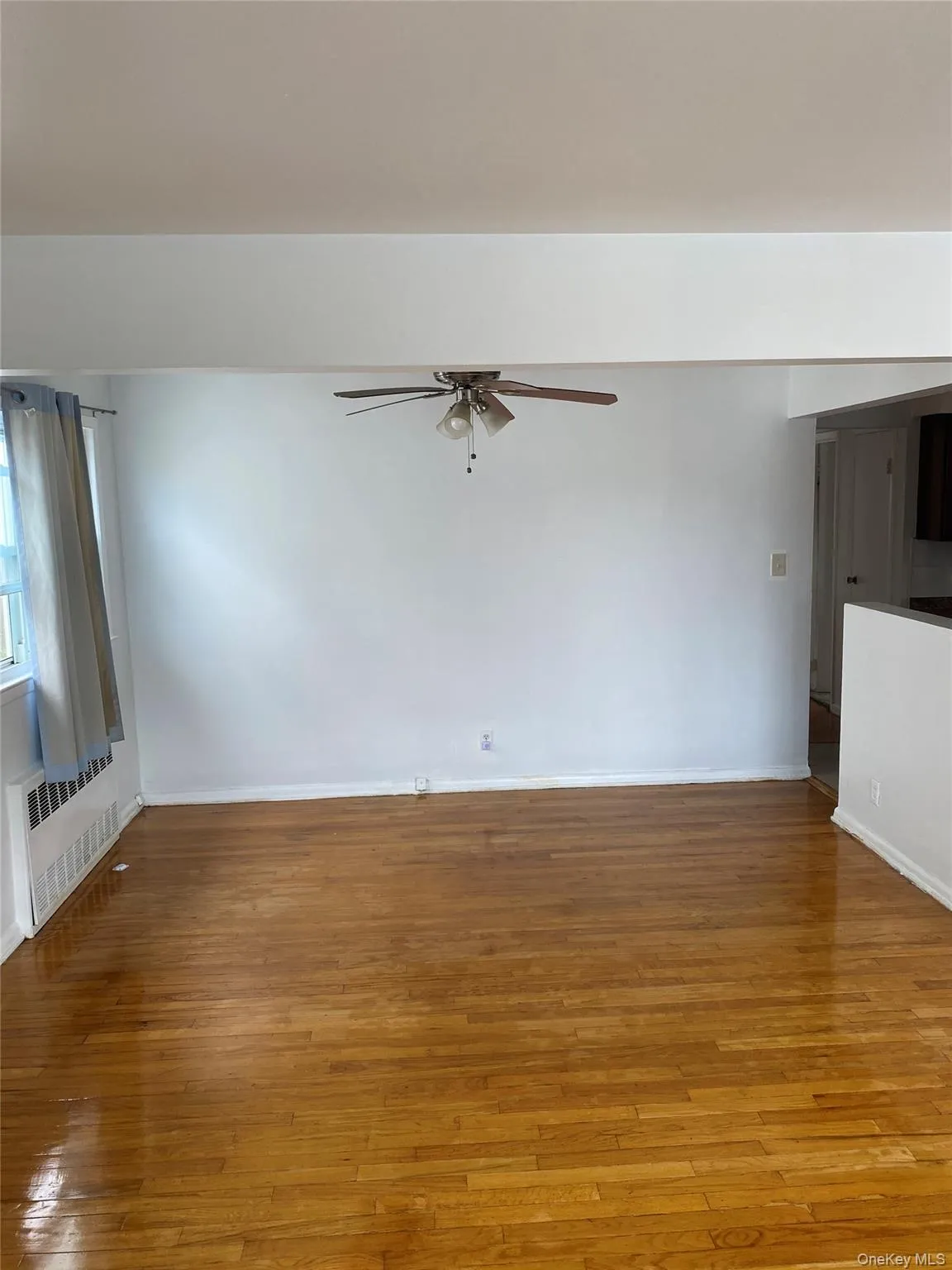 77 34 162nd Street, New York, NY, 3 Bedrooms Bedrooms, 7 Rooms Rooms,1 BathroomBathrooms,Residential Lease,For Rent,162nd,0,1003567 77 34 162nd Street, New York, NY, 3 Bedrooms Bedrooms, 7 Rooms Rooms,1 BathroomBathrooms,Residential Lease,For Rent,162nd,0,1003567