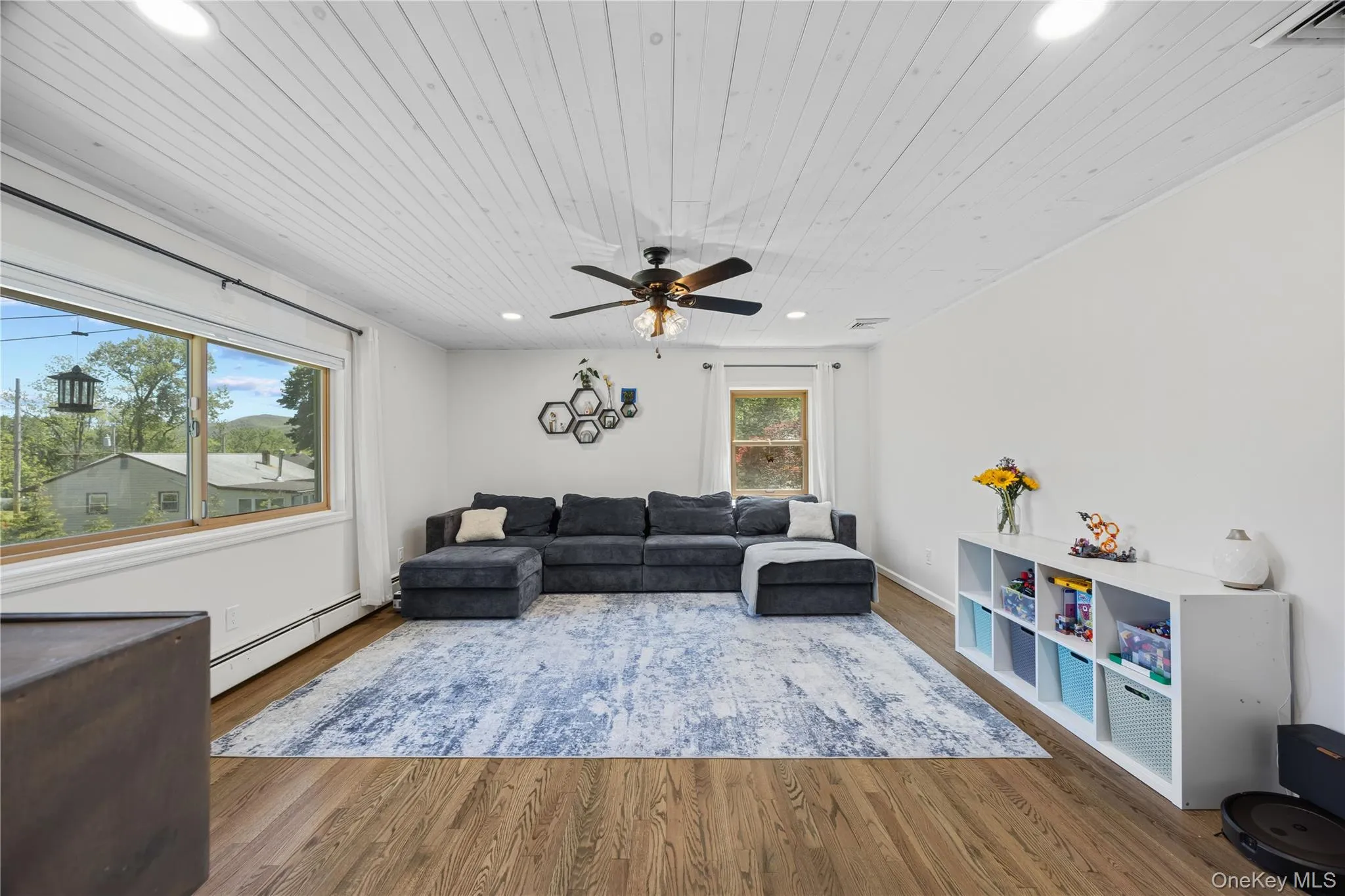 69 Silver Spring Road, New Windsor, NY, 3 Bedrooms Bedrooms, 5 Rooms Rooms,2 BathroomsBathrooms,Residential,For Rent,Silver Spring,0,1003569 69 Silver Spring Road, New Windsor, NY, 3 Bedrooms Bedrooms, 5 Rooms Rooms,2 BathroomsBathrooms,Residential,For Rent,Silver Spring,0,1003569