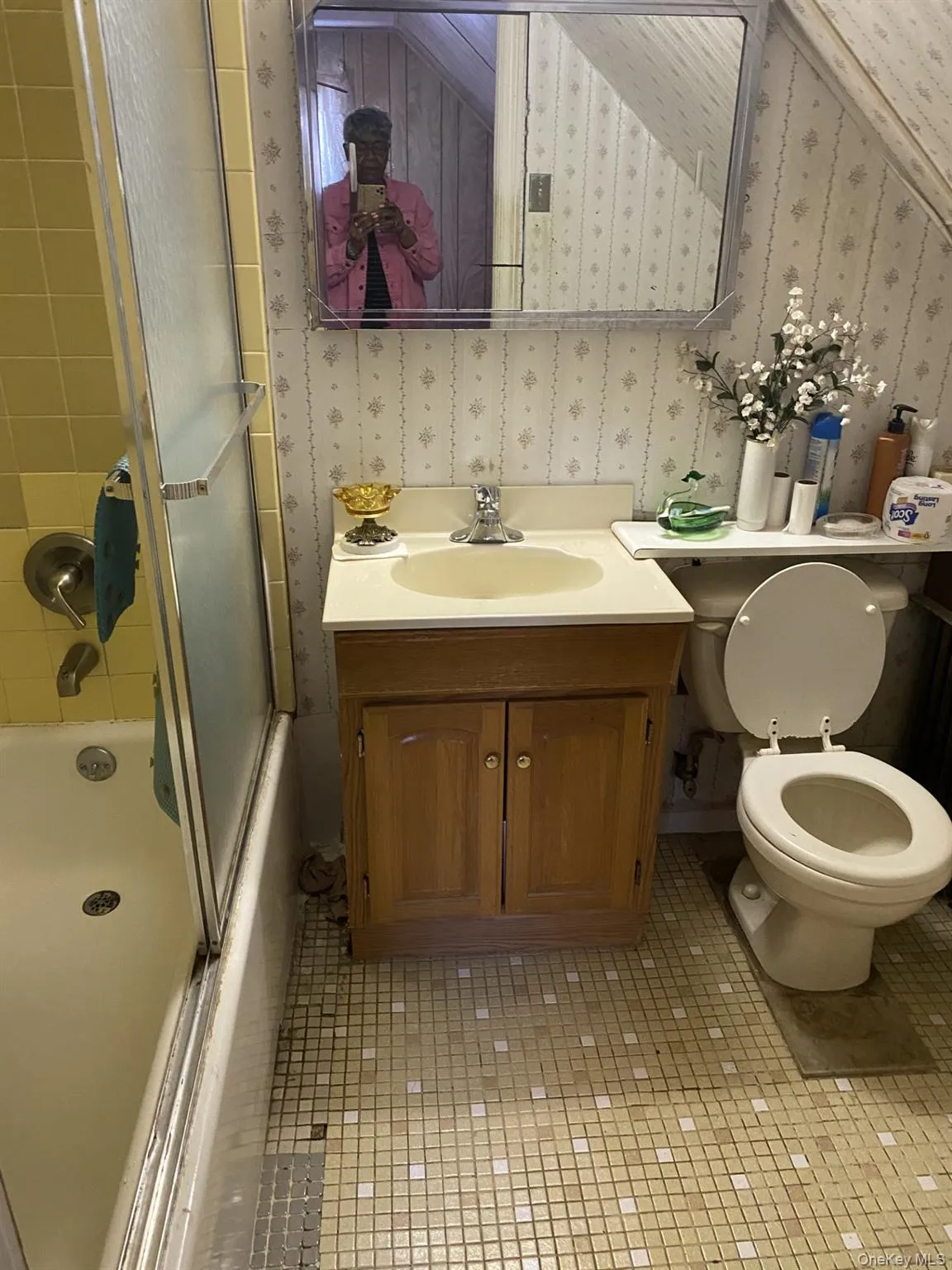 128-22 FRANCIS LEWIS Boulevard, New York, NY, 4 Bedrooms Bedrooms, 8 Rooms Rooms,2 BathroomsBathrooms,Residential Sale,For Rent,FRANCIS LEWIS,0,1003571 128-22 FRANCIS LEWIS Boulevard, New York, NY, 4 Bedrooms Bedrooms, 8 Rooms Rooms,2 BathroomsBathrooms,Residential Sale,For Rent,FRANCIS LEWIS,0,1003571