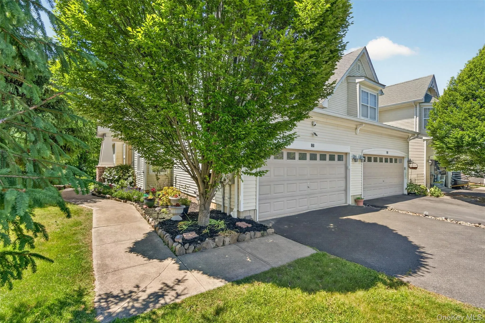 29 Avoncroft Lane, Middletown, NY, 3 Bedrooms Bedrooms, 8 Rooms Rooms,2 BathroomsBathrooms,Residential,For Rent,Avoncroft,0,1003572 29 Avoncroft Lane, Middletown, NY, 3 Bedrooms Bedrooms, 8 Rooms Rooms,2 BathroomsBathrooms,Residential,For Rent,Avoncroft,0,1003572