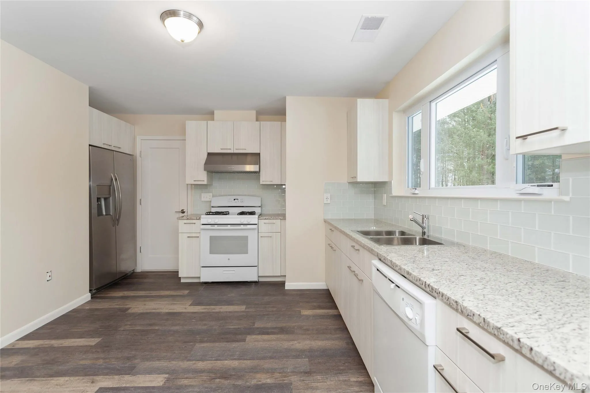 68 Airport Road, Port Jervis, NY, 3 Bedrooms Bedrooms, 8 Rooms Rooms,4 BathroomsBathrooms,Residential,For Rent,Airport,0,1003578 68 Airport Road, Port Jervis, NY, 3 Bedrooms Bedrooms, 8 Rooms Rooms,4 BathroomsBathrooms,Residential,For Rent,Airport,0,1003578