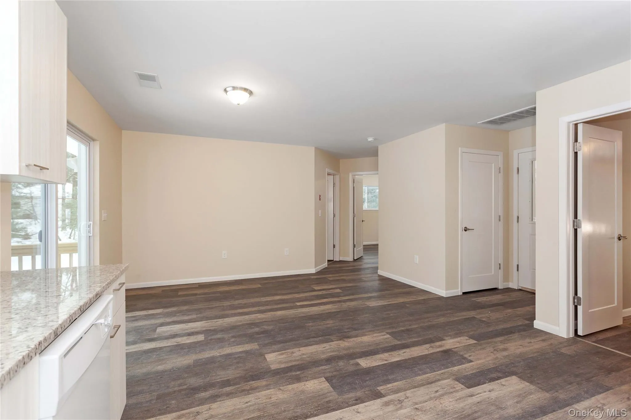 68 Airport Road, Port Jervis, NY, 3 Bedrooms Bedrooms, 8 Rooms Rooms,4 BathroomsBathrooms,Residential,For Rent,Airport,0,1003578 68 Airport Road, Port Jervis, NY, 3 Bedrooms Bedrooms, 8 Rooms Rooms,4 BathroomsBathrooms,Residential,For Rent,Airport,0,1003578