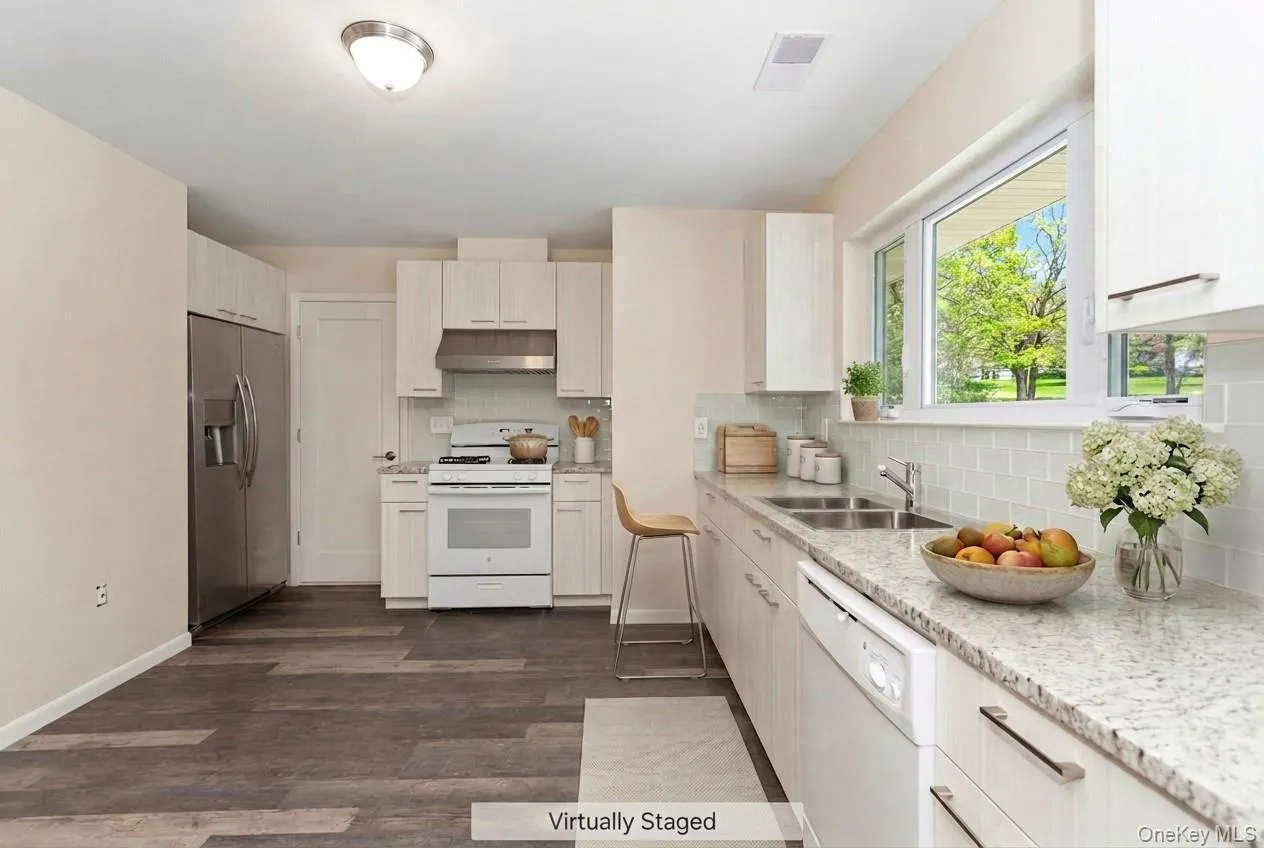 68 Airport Road, Port Jervis, NY, 3 Bedrooms Bedrooms, 8 Rooms Rooms,4 BathroomsBathrooms,Residential,For Rent,Airport,0,1003578 68 Airport Road, Port Jervis, NY, 3 Bedrooms Bedrooms, 8 Rooms Rooms,4 BathroomsBathrooms,Residential,For Rent,Airport,0,1003578