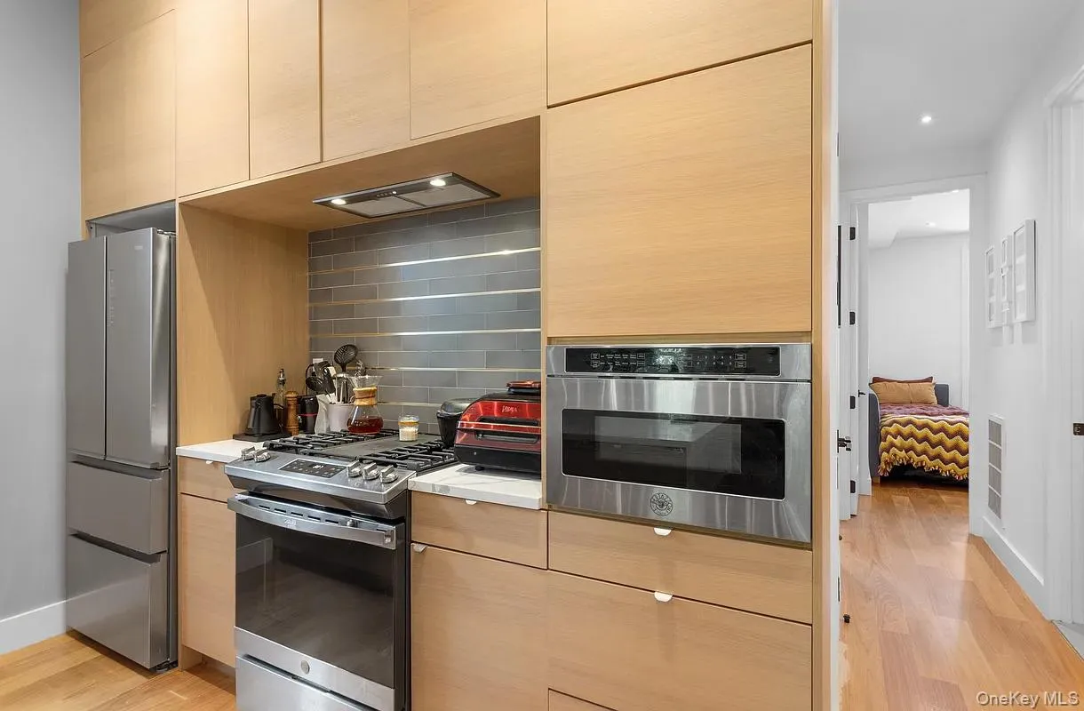 297 Clifton Place, New York, NY, 2 Bedrooms Bedrooms, 7 Rooms Rooms,2 BathroomsBathrooms,Residential Lease,For Rent,Clifton,0,1003582 297 Clifton Place, New York, NY, 2 Bedrooms Bedrooms, 7 Rooms Rooms,2 BathroomsBathrooms,Residential Lease,For Rent,Clifton,0,1003582