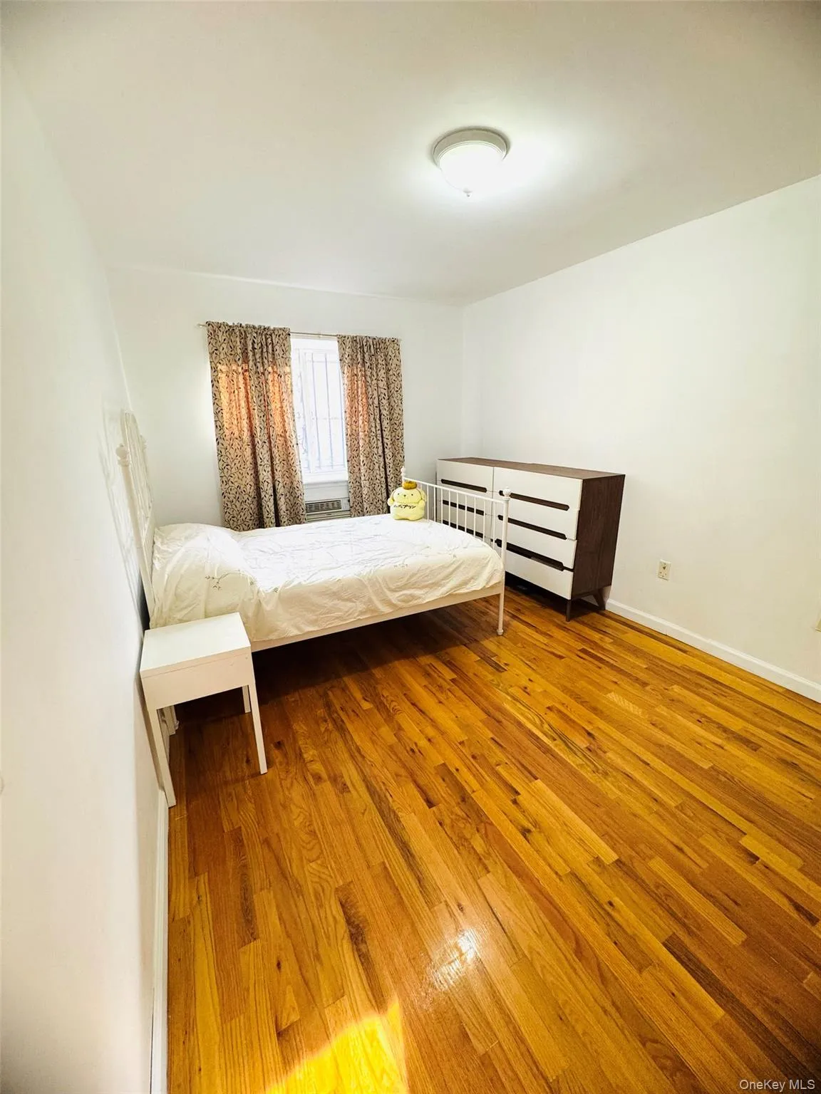 6326 99th Street, New York, NY, 2 Bedrooms Bedrooms, 5 Rooms Rooms,2 BathroomsBathrooms,Residential,For Rent,99th,0,1003584 6326 99th Street, New York, NY, 2 Bedrooms Bedrooms, 5 Rooms Rooms,2 BathroomsBathrooms,Residential,For Rent,99th,0,1003584