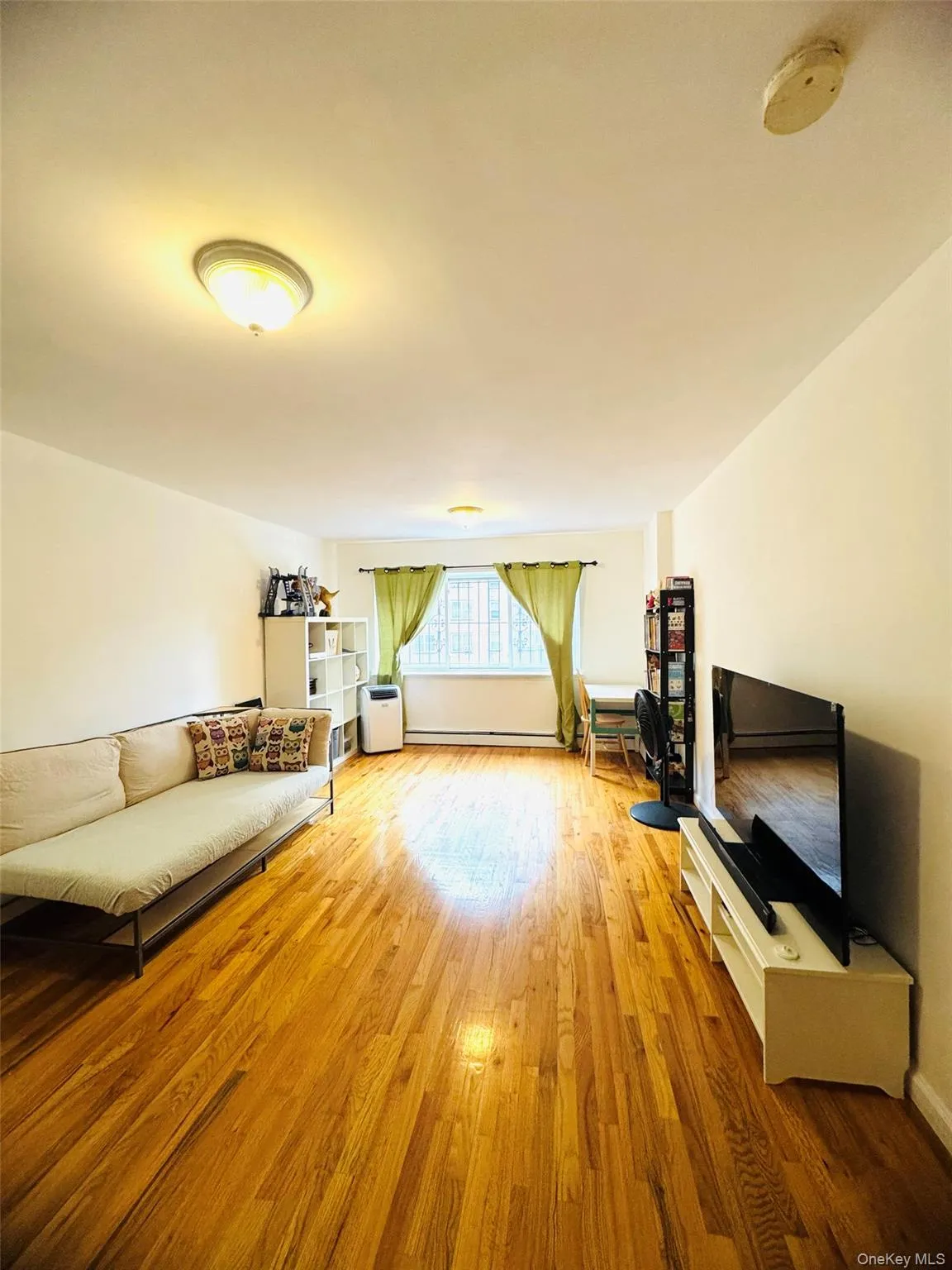 6326 99th Street, New York, NY, 2 Bedrooms Bedrooms, 5 Rooms Rooms,2 BathroomsBathrooms,Residential,For Rent,99th,0,1003584 6326 99th Street, New York, NY, 2 Bedrooms Bedrooms, 5 Rooms Rooms,2 BathroomsBathrooms,Residential,For Rent,99th,0,1003584