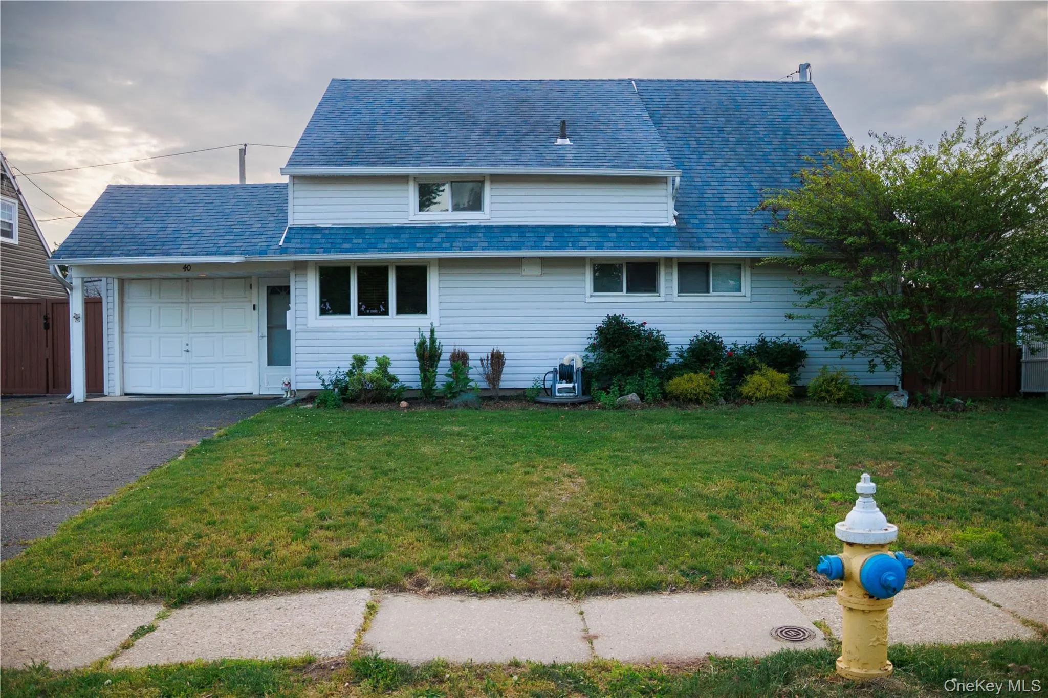 40 Tanager, Hempstead, NY, 4 Bedrooms Bedrooms, 8 Rooms Rooms,1 BathroomBathrooms,Residential Sale,For Rent,Tanager,0,1003590 40 Tanager, Hempstead, NY, 4 Bedrooms Bedrooms, 8 Rooms Rooms,1 BathroomBathrooms,Residential Sale,For Rent,Tanager,0,1003590