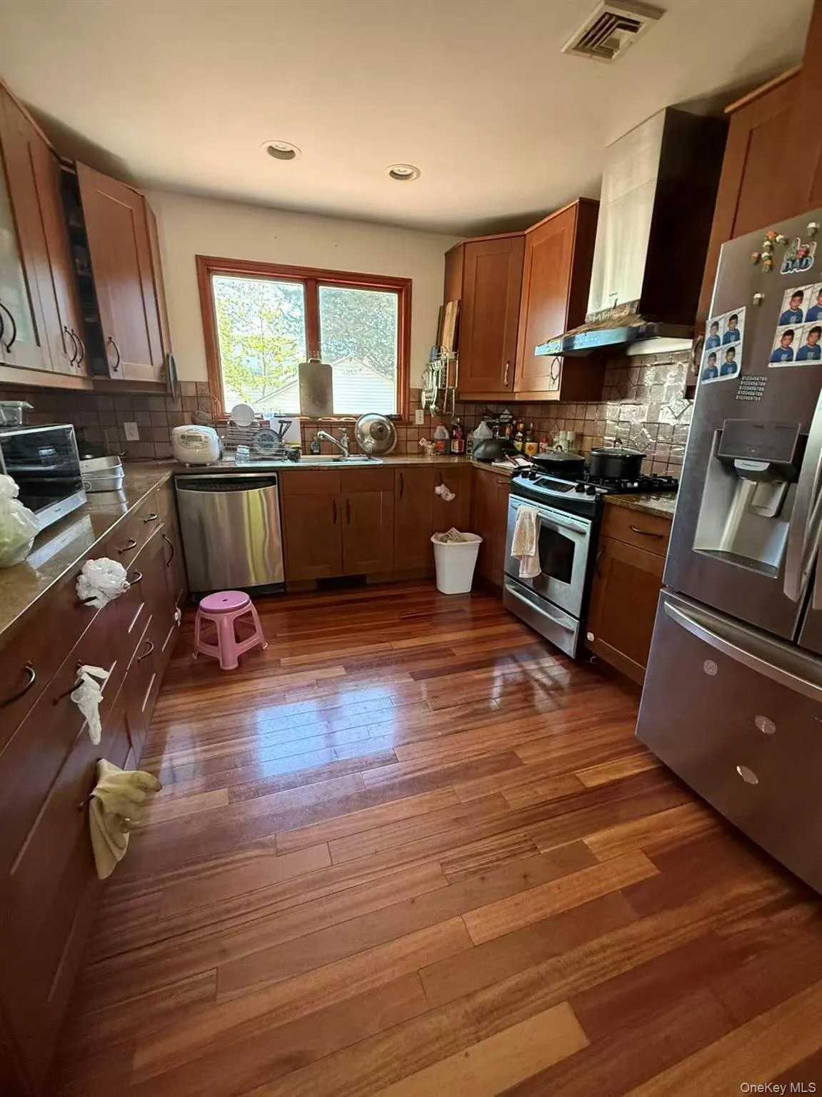116 West Avenue, Oyster Bay, NY, 4 Bedrooms Bedrooms, 6 Rooms Rooms,2 BathroomsBathrooms,Residential Lease,For Rent,West,0,1003592 116 West Avenue, Oyster Bay, NY, 4 Bedrooms Bedrooms, 6 Rooms Rooms,2 BathroomsBathrooms,Residential Lease,For Rent,West,0,1003592