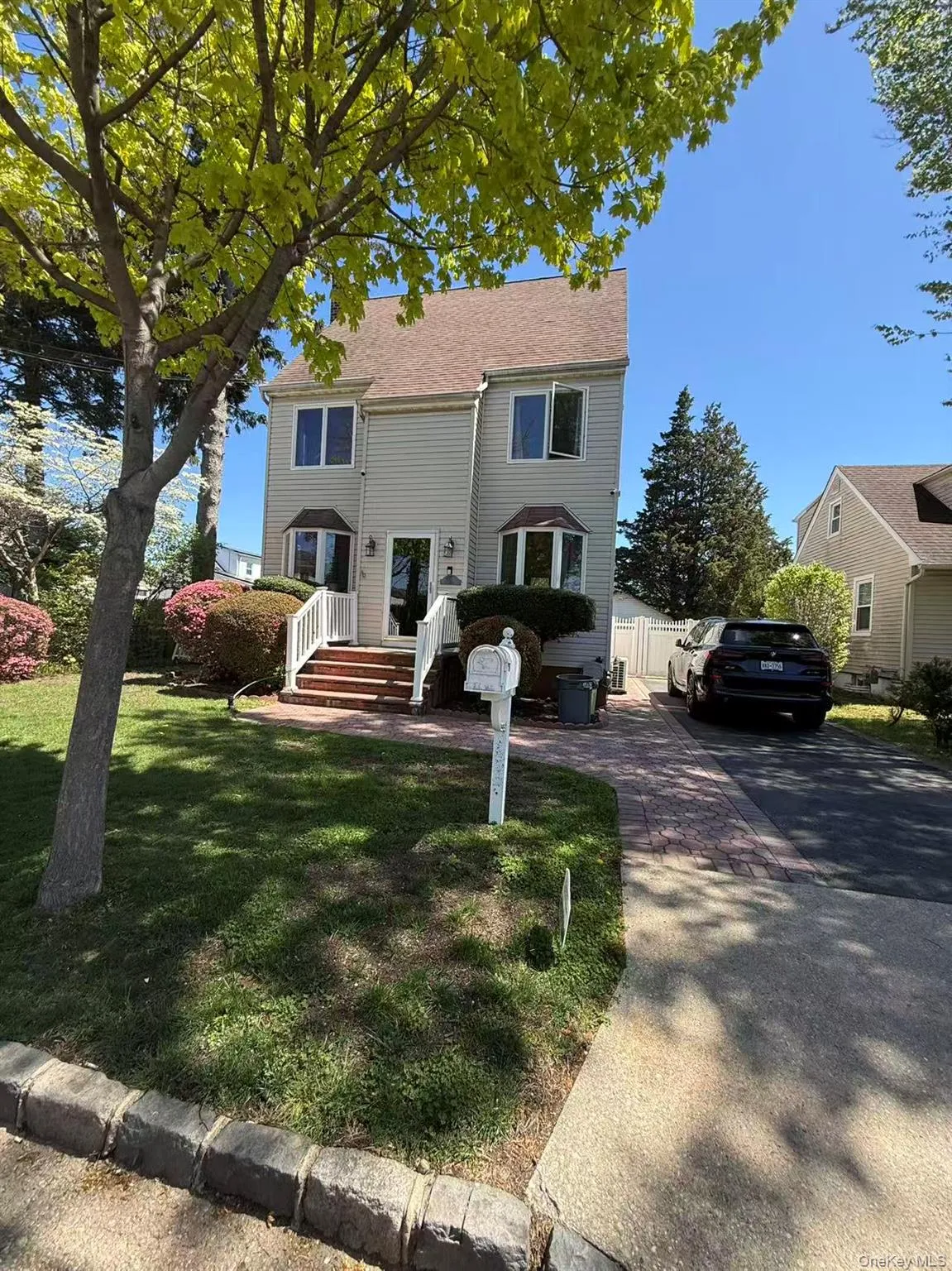 116 West Avenue, Oyster Bay, NY, 4 Bedrooms Bedrooms, 6 Rooms Rooms,2 BathroomsBathrooms,Residential Lease,For Rent,West,0,1003592 116 West Avenue, Oyster Bay, NY, 4 Bedrooms Bedrooms, 6 Rooms Rooms,2 BathroomsBathrooms,Residential Lease,For Rent,West,0,1003592