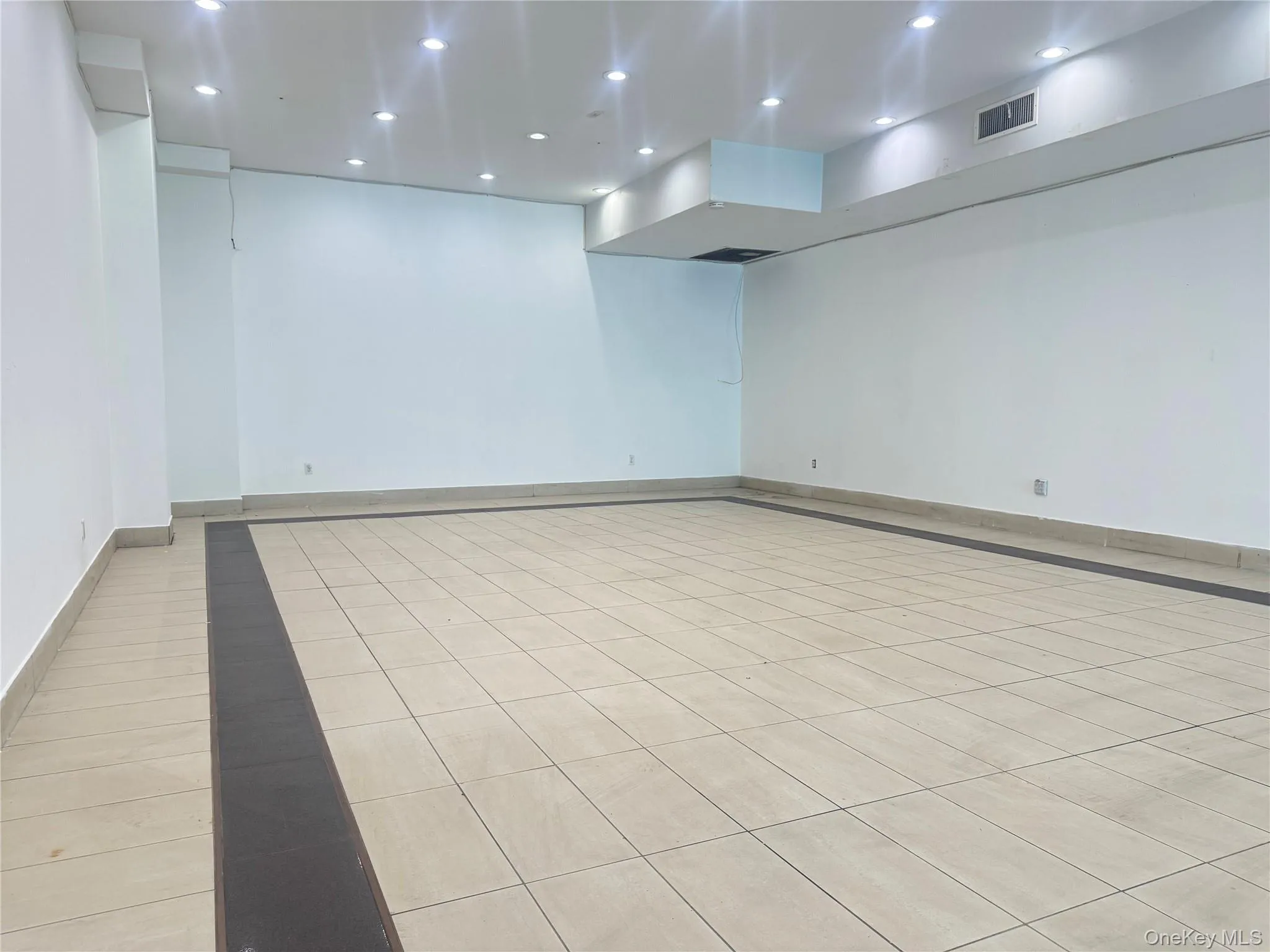2825 Steinway Street, New York, NY, ,Commercial Lease,For Rent,Steinway,0,1003599 2825 Steinway Street, New York, NY, ,Commercial Lease,For Rent,Steinway,0,1003599