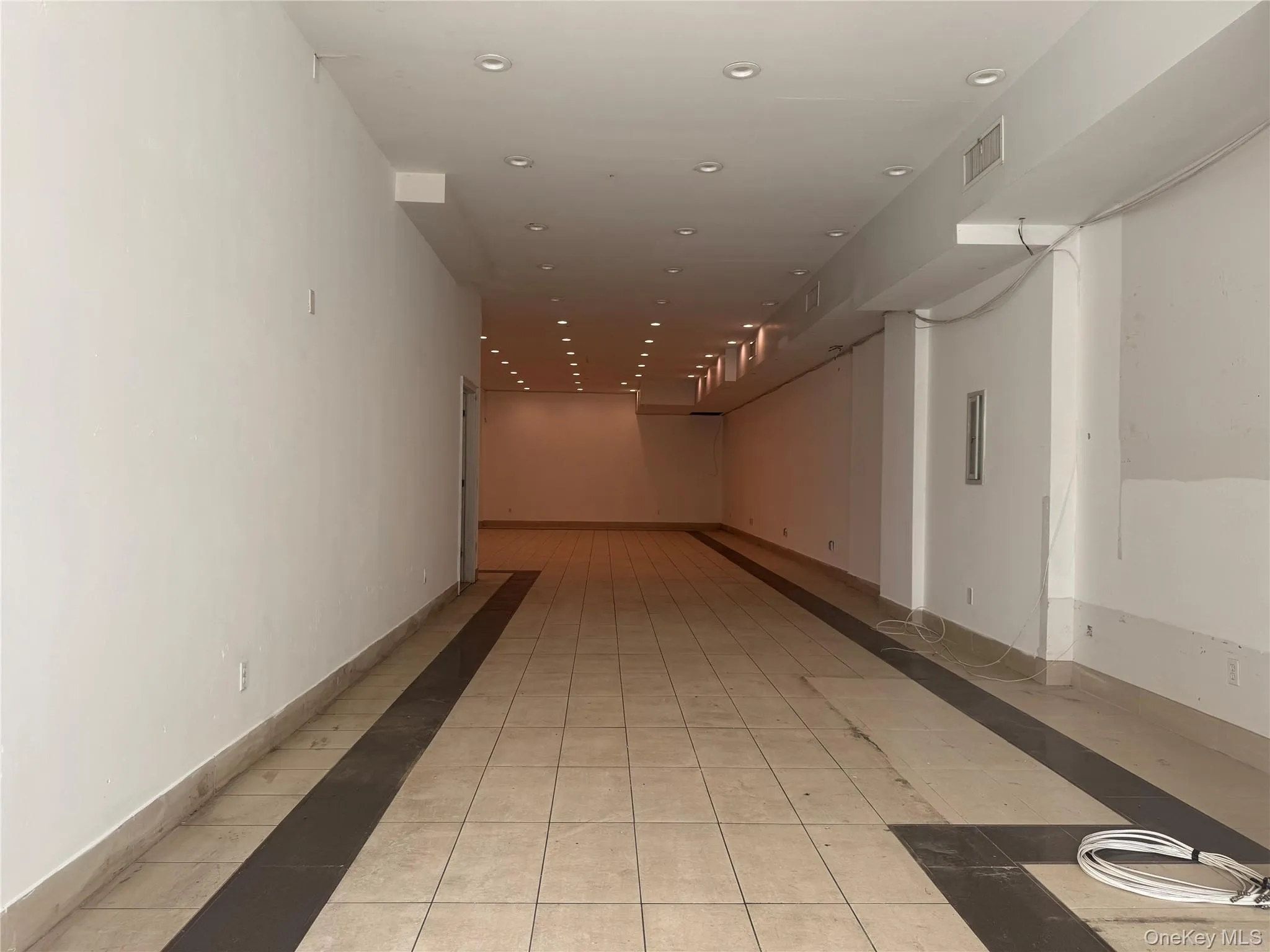 2825 Steinway Street, New York, NY, ,Commercial Lease,For Rent,Steinway,0,1003599 2825 Steinway Street, New York, NY, ,Commercial Lease,For Rent,Steinway,0,1003599
