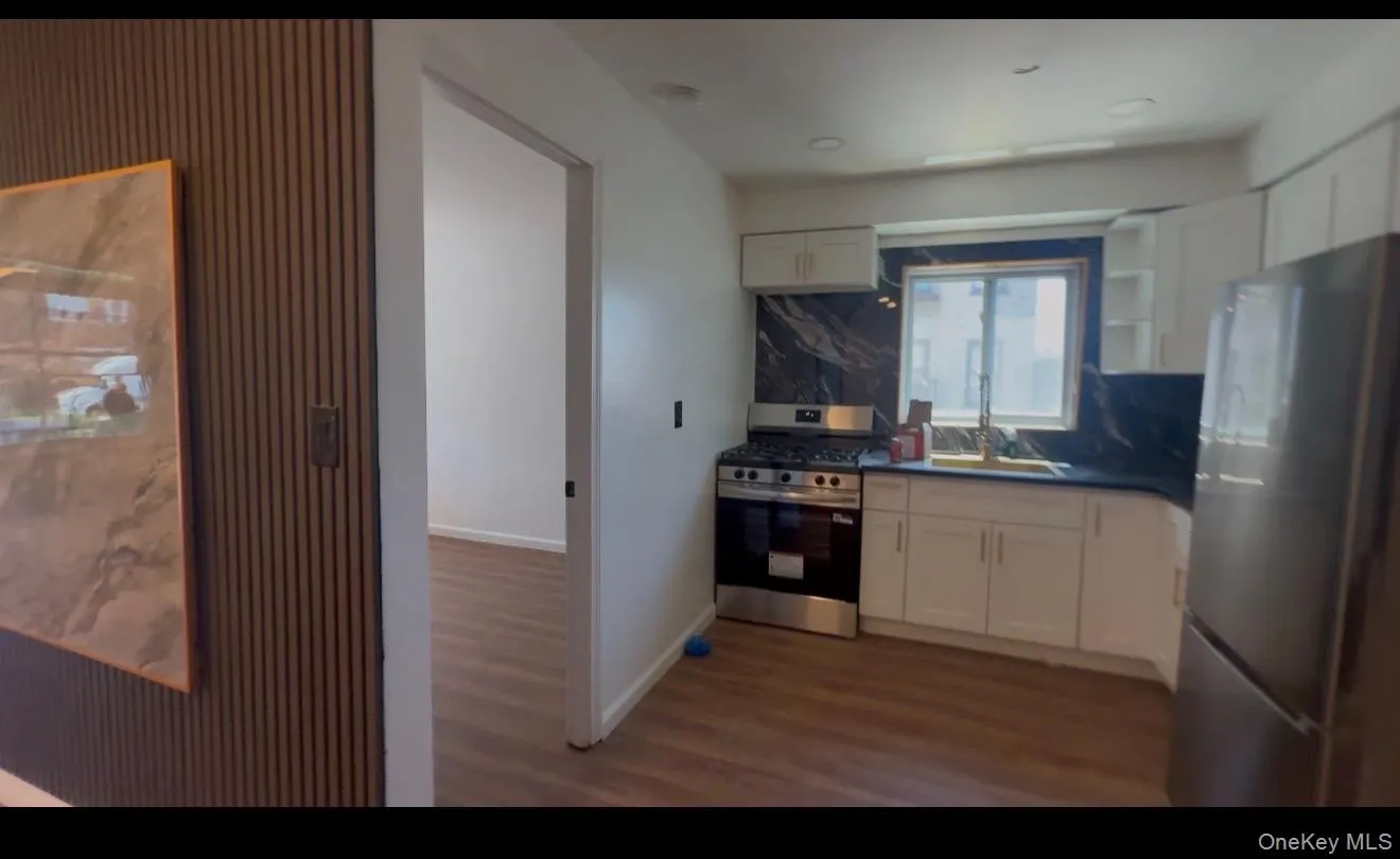 3523 Laconia Avenue, New York, NY, 3 Bedrooms Bedrooms, 5 Rooms Rooms,1 BathroomBathrooms,Residential Lease,For Rent,Laconia,0,1003601 3523 Laconia Avenue, New York, NY, 3 Bedrooms Bedrooms, 5 Rooms Rooms,1 BathroomBathrooms,Residential Lease,For Rent,Laconia,0,1003601
