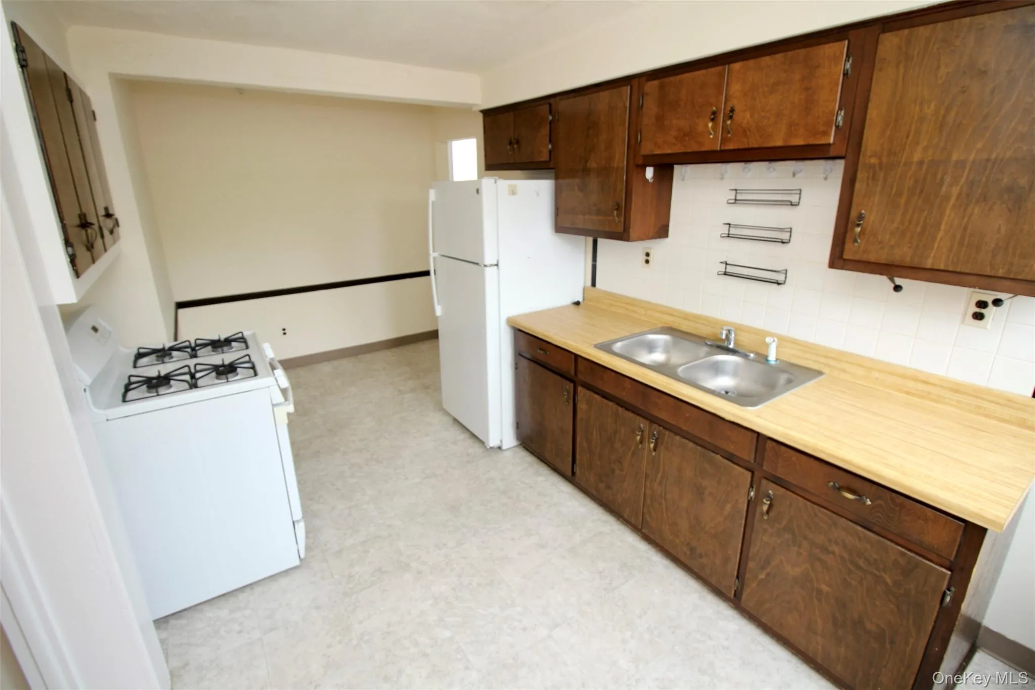 58 Orange Turnpike, Ramapo, NY, 2 Bedrooms Bedrooms, 5 Rooms Rooms,1 BathroomBathrooms,Residential Lease,For Rent,Orange,0,1003603 58 Orange Turnpike, Ramapo, NY, 2 Bedrooms Bedrooms, 5 Rooms Rooms,1 BathroomBathrooms,Residential Lease,For Rent,Orange,0,1003603