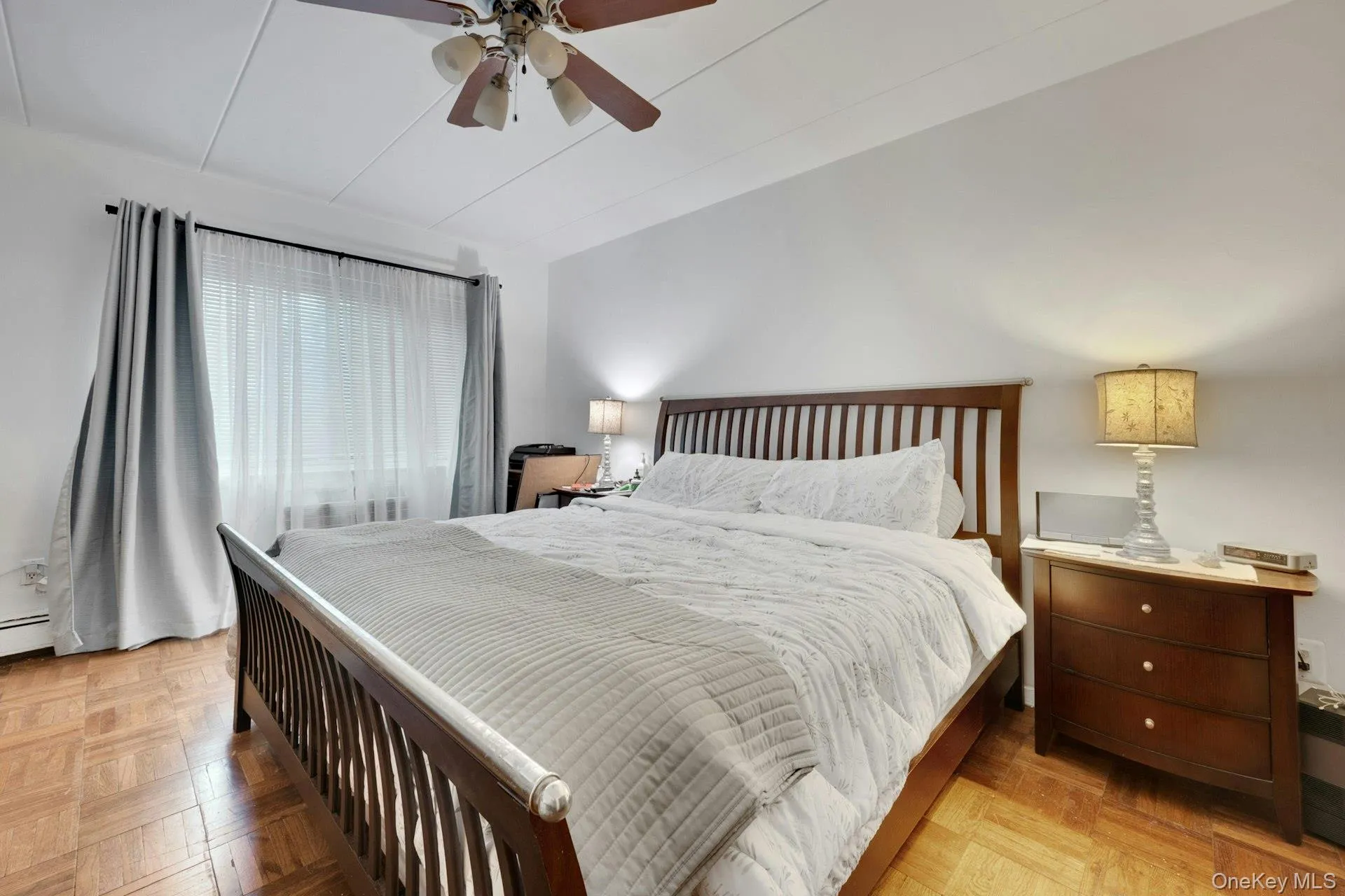 370 Central Park Avenue, Scarsdale, NY, 2 Bedrooms Bedrooms, 5 Rooms Rooms,2 BathroomsBathrooms,Residential,For Rent,Central Park,0,1003604 370 Central Park Avenue, Scarsdale, NY, 2 Bedrooms Bedrooms, 5 Rooms Rooms,2 BathroomsBathrooms,Residential,For Rent,Central Park,0,1003604