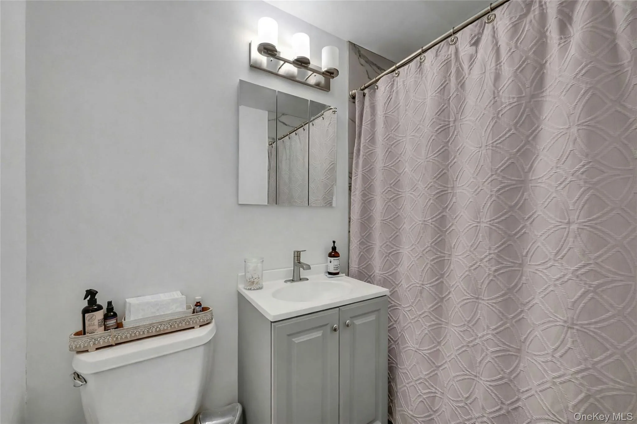 370 Central Park Avenue, Scarsdale, NY, 2 Bedrooms Bedrooms, 5 Rooms Rooms,2 BathroomsBathrooms,Residential,For Rent,Central Park,0,KEY1003604 370 Central Park Avenue, Scarsdale, NY, 2 Bedrooms Bedrooms, 5 Rooms Rooms,2 BathroomsBathrooms,Residential,For Rent,Central Park,0,KEY1003604