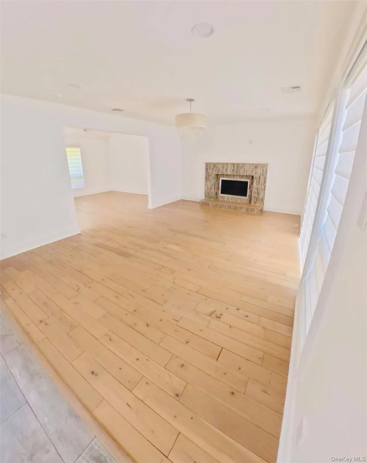 44 Warner Road, Huntington, NY, 5 Bedrooms Bedrooms, 10 Rooms Rooms,3 BathroomsBathrooms,Residential Sale,For Rent,Warner,0,1003609 44 Warner Road, Huntington, NY, 5 Bedrooms Bedrooms, 10 Rooms Rooms,3 BathroomsBathrooms,Residential Sale,For Rent,Warner,0,1003609