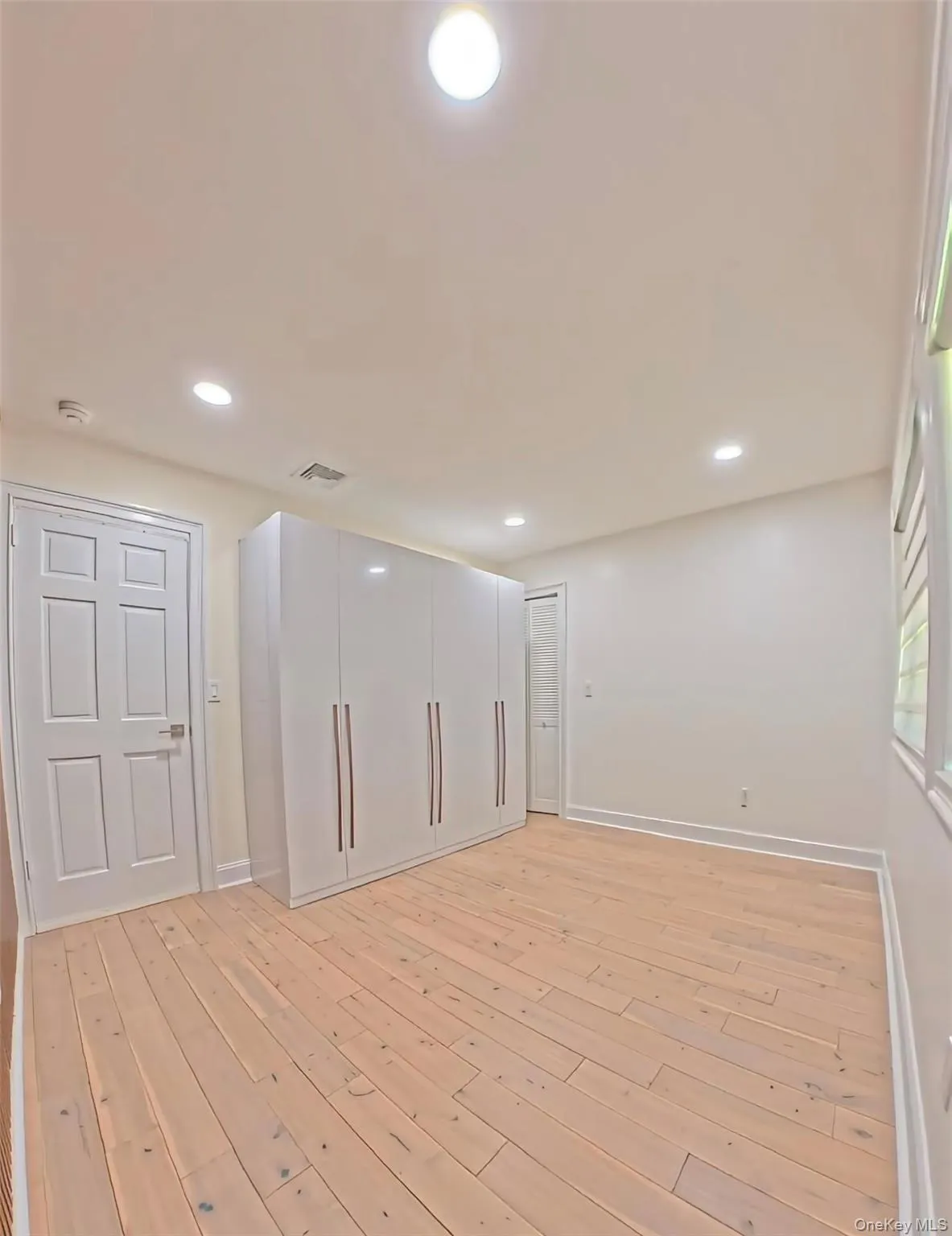 44 Warner Road, Huntington, NY, 5 Bedrooms Bedrooms, 10 Rooms Rooms,3 BathroomsBathrooms,Residential Sale,For Rent,Warner,0,1003609 44 Warner Road, Huntington, NY, 5 Bedrooms Bedrooms, 10 Rooms Rooms,3 BathroomsBathrooms,Residential Sale,For Rent,Warner,0,1003609