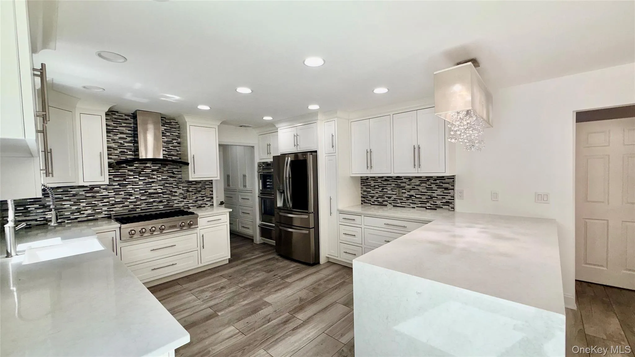 44 Warner Road, Huntington, NY, 5 Bedrooms Bedrooms, 10 Rooms Rooms,3 BathroomsBathrooms,Residential,For Rent,Warner,0,1003609 44 Warner Road, Huntington, NY, 5 Bedrooms Bedrooms, 10 Rooms Rooms,3 BathroomsBathrooms,Residential,For Rent,Warner,0,1003609