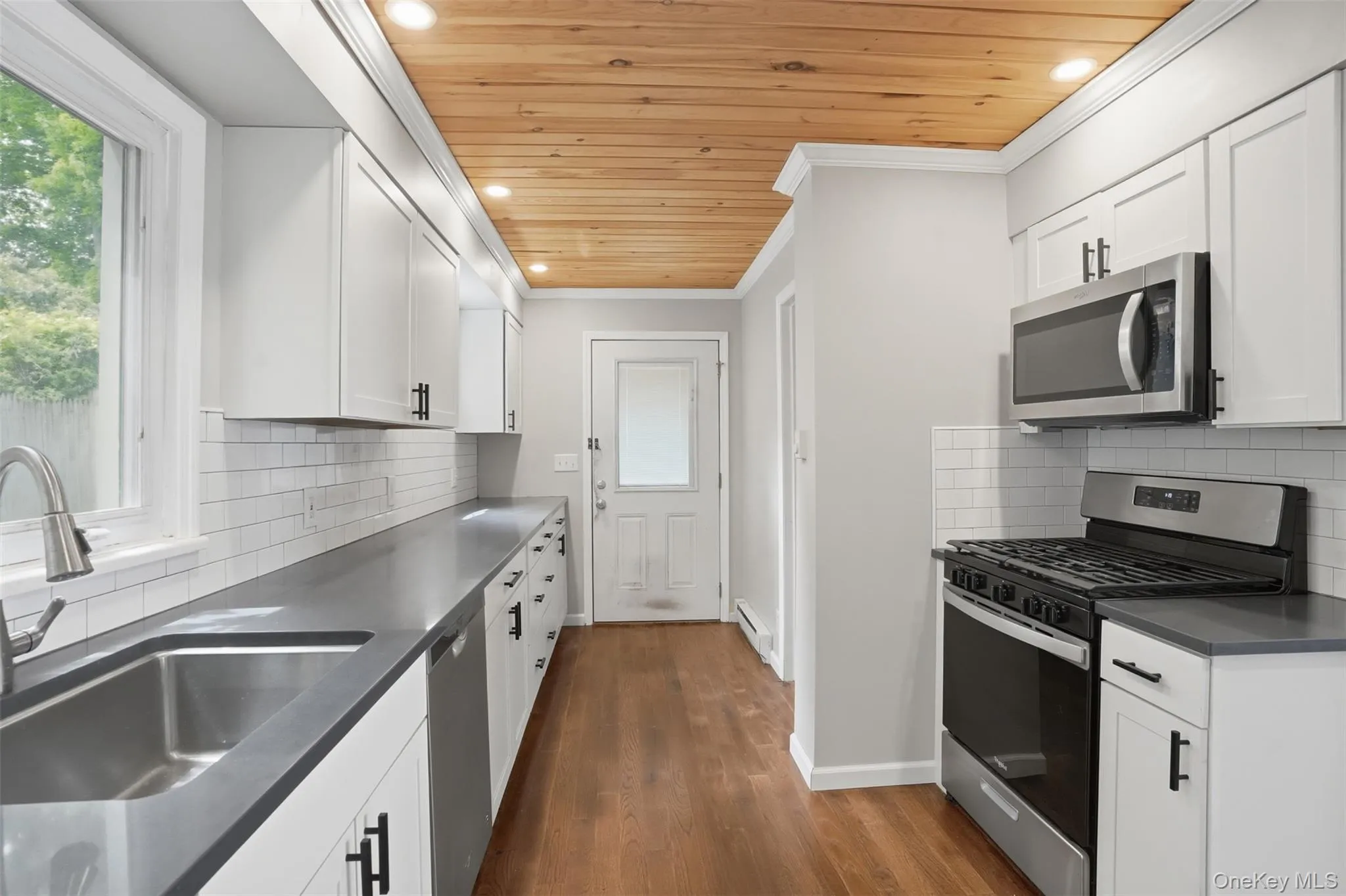 18 Saint Joseph Place, New Windsor, NY, 3 Bedrooms Bedrooms, 9 Rooms Rooms,2 BathroomsBathrooms,Residential,For Rent,Saint Joseph,0,1003613 18 Saint Joseph Place, New Windsor, NY, 3 Bedrooms Bedrooms, 9 Rooms Rooms,2 BathroomsBathrooms,Residential,For Rent,Saint Joseph,0,1003613