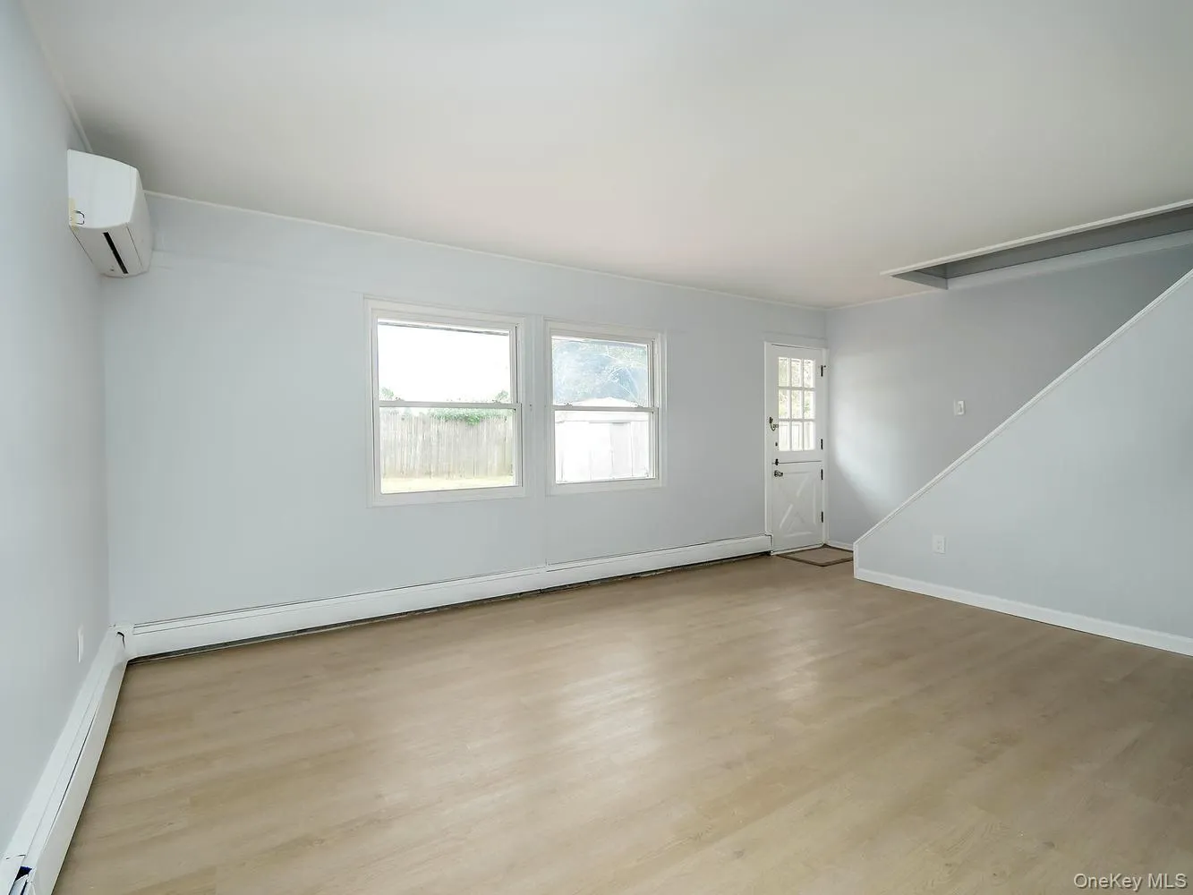 61 Kingfisher Road, Hempstead, NY, 5 Bedrooms Bedrooms, 10 Rooms Rooms,2 BathroomsBathrooms,Residential,For Rent,Kingfisher,0,1003615 61 Kingfisher Road, Hempstead, NY, 5 Bedrooms Bedrooms, 10 Rooms Rooms,2 BathroomsBathrooms,Residential,For Rent,Kingfisher,0,1003615