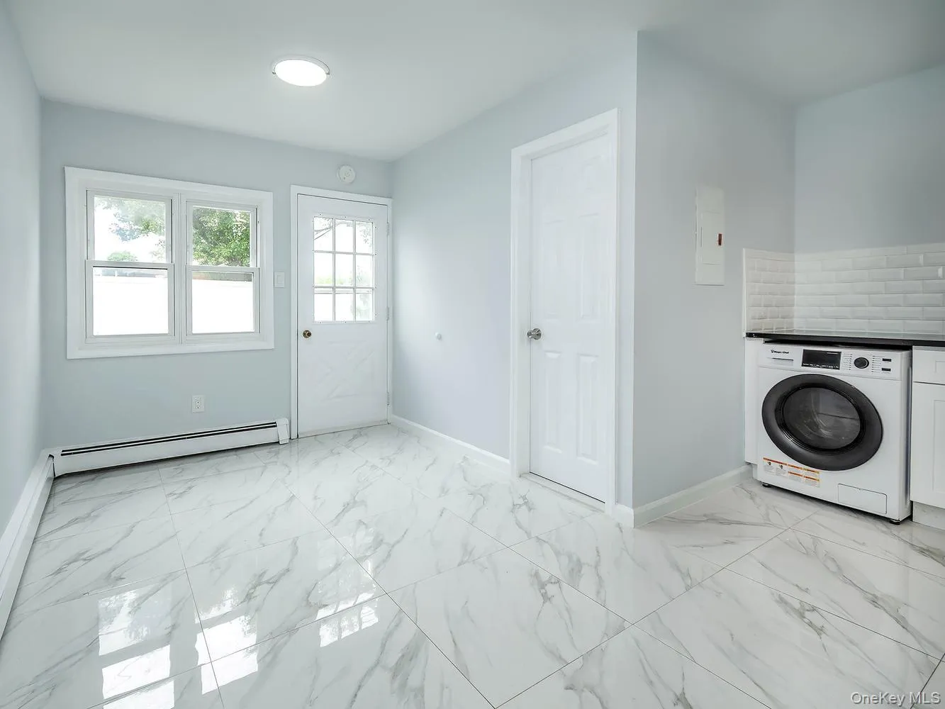 61 Kingfisher Road, Hempstead, NY, 5 Bedrooms Bedrooms, 10 Rooms Rooms,2 BathroomsBathrooms,Residential,For Rent,Kingfisher,0,1003615 61 Kingfisher Road, Hempstead, NY, 5 Bedrooms Bedrooms, 10 Rooms Rooms,2 BathroomsBathrooms,Residential,For Rent,Kingfisher,0,1003615