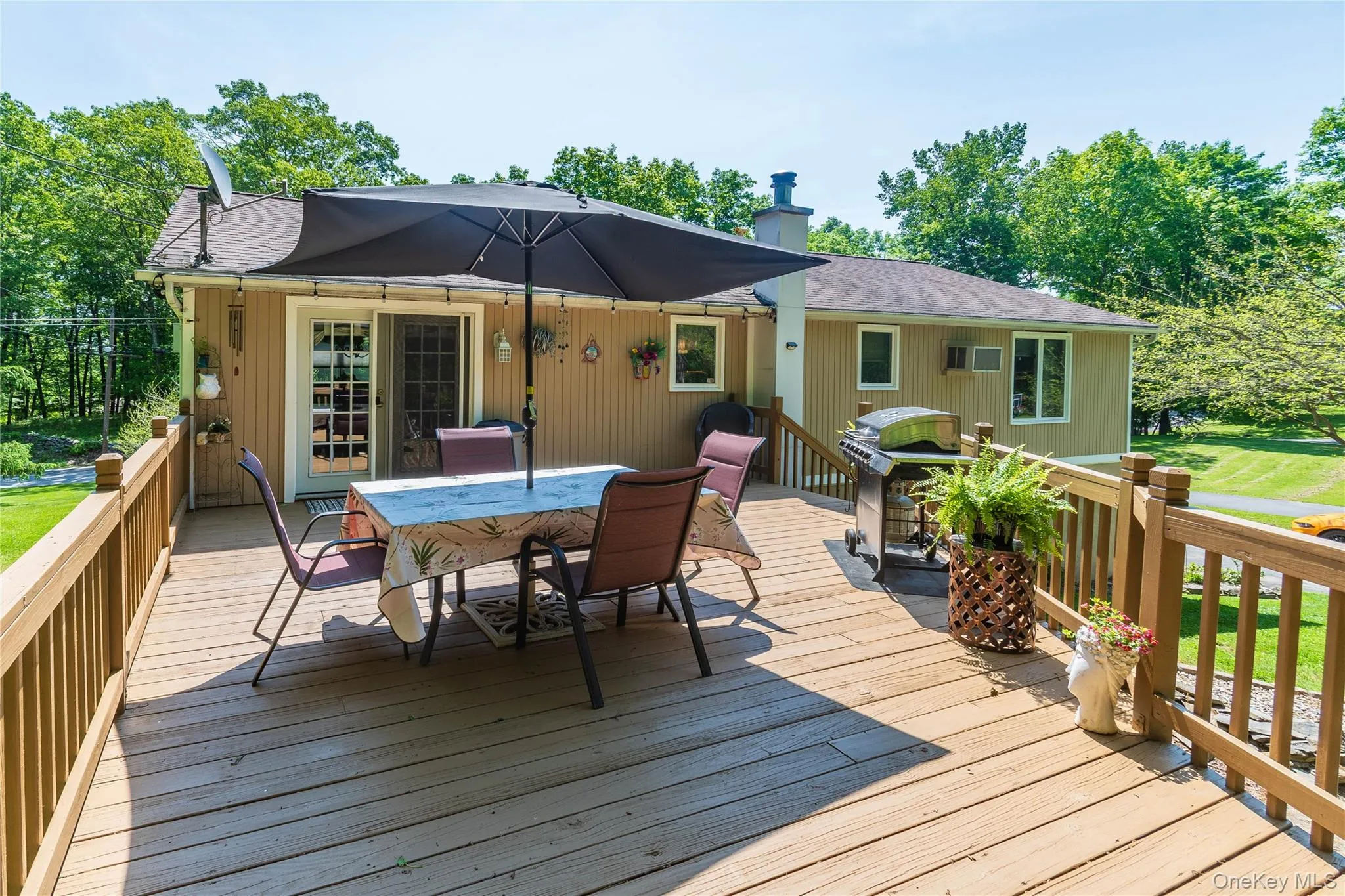 85 Bellevue Road, Lloyd, NY, 3 Bedrooms Bedrooms, 10 Rooms Rooms,2 BathroomsBathrooms,Residential,For Rent,Bellevue,0,1003620 85 Bellevue Road, Lloyd, NY, 3 Bedrooms Bedrooms, 10 Rooms Rooms,2 BathroomsBathrooms,Residential,For Rent,Bellevue,0,1003620
