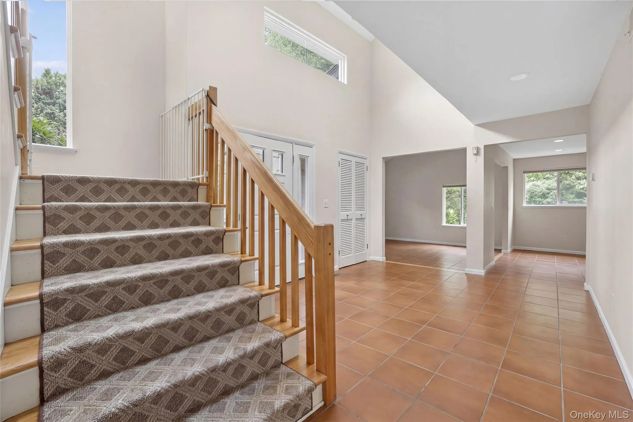 Entry and Stairs to 2nd Fl Entry and Stairs to 2nd Fl