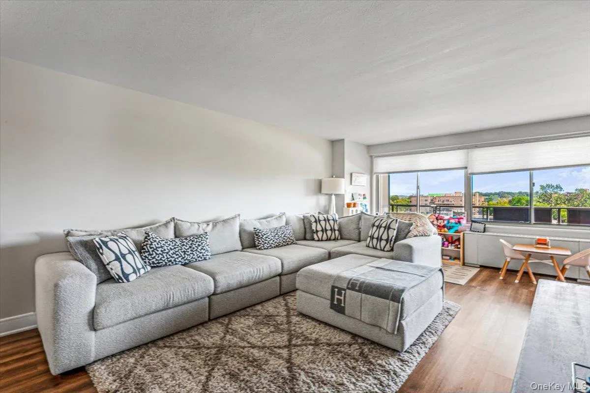 18-15 215th Street, New York, NY, 2 Bedrooms Bedrooms, 5 Rooms Rooms,2 BathroomsBathrooms,Residential,For Rent,215th,0,1003636 18-15 215th Street, New York, NY, 2 Bedrooms Bedrooms, 5 Rooms Rooms,2 BathroomsBathrooms,Residential,For Rent,215th,0,1003636
