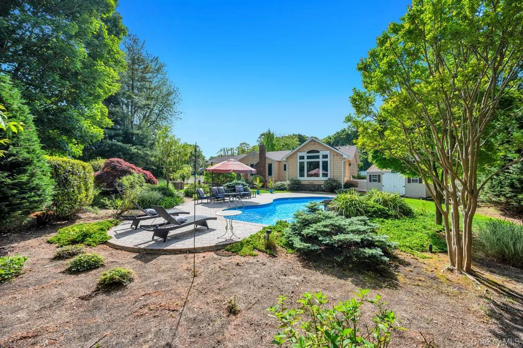 10 Lot Road, Smithtown, NY, 3 Bedrooms Bedrooms, 7 Rooms Rooms,3 BathroomsBathrooms,Residential,For Rent,Lot,0,1003638 10 Lot Road, Smithtown, NY, 3 Bedrooms Bedrooms, 7 Rooms Rooms,3 BathroomsBathrooms,Residential,For Rent,Lot,0,1003638