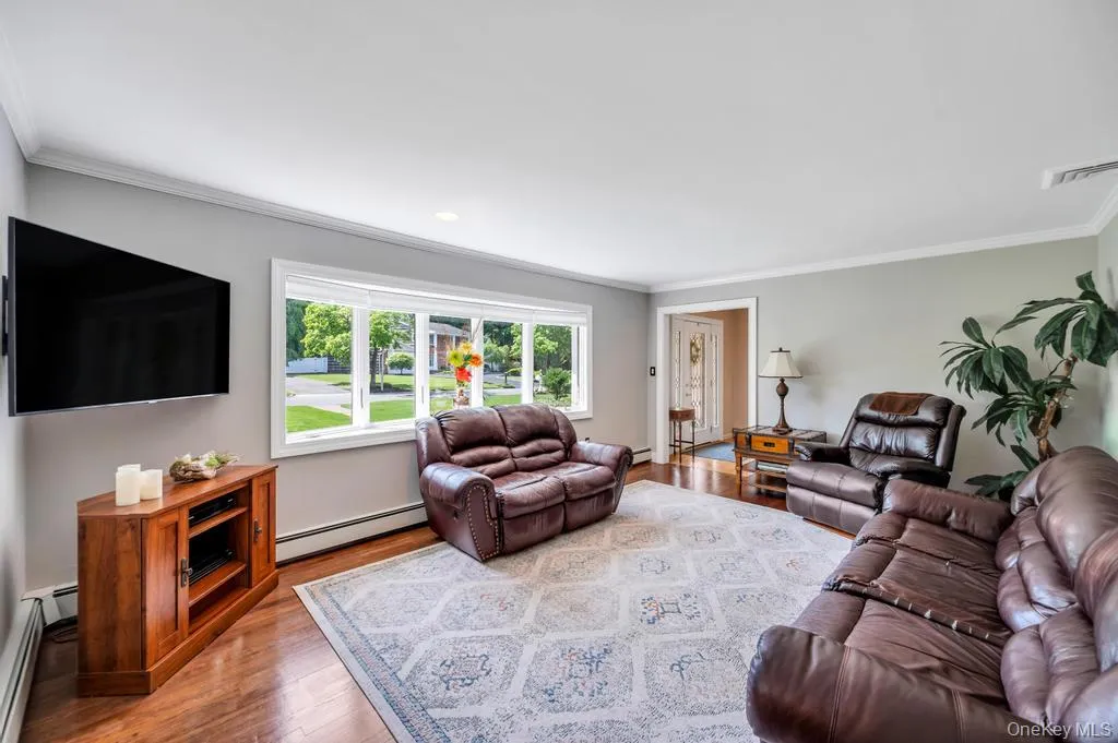 10 Lot Road, Smithtown, NY, 3 Bedrooms Bedrooms, 7 Rooms Rooms,3 BathroomsBathrooms,Residential,For Rent,Lot,0,1003638 10 Lot Road, Smithtown, NY, 3 Bedrooms Bedrooms, 7 Rooms Rooms,3 BathroomsBathrooms,Residential,For Rent,Lot,0,1003638
