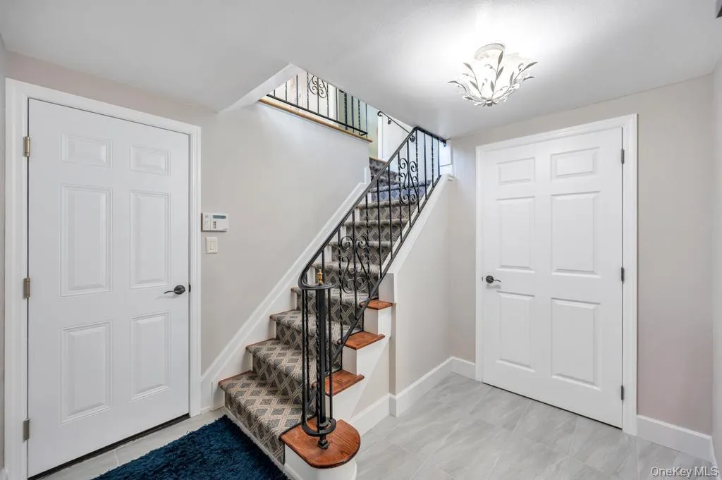 10 Lot Road, Smithtown, NY, 3 Bedrooms Bedrooms, 7 Rooms Rooms,3 BathroomsBathrooms,Residential,For Rent,Lot,0,1003638 10 Lot Road, Smithtown, NY, 3 Bedrooms Bedrooms, 7 Rooms Rooms,3 BathroomsBathrooms,Residential,For Rent,Lot,0,1003638