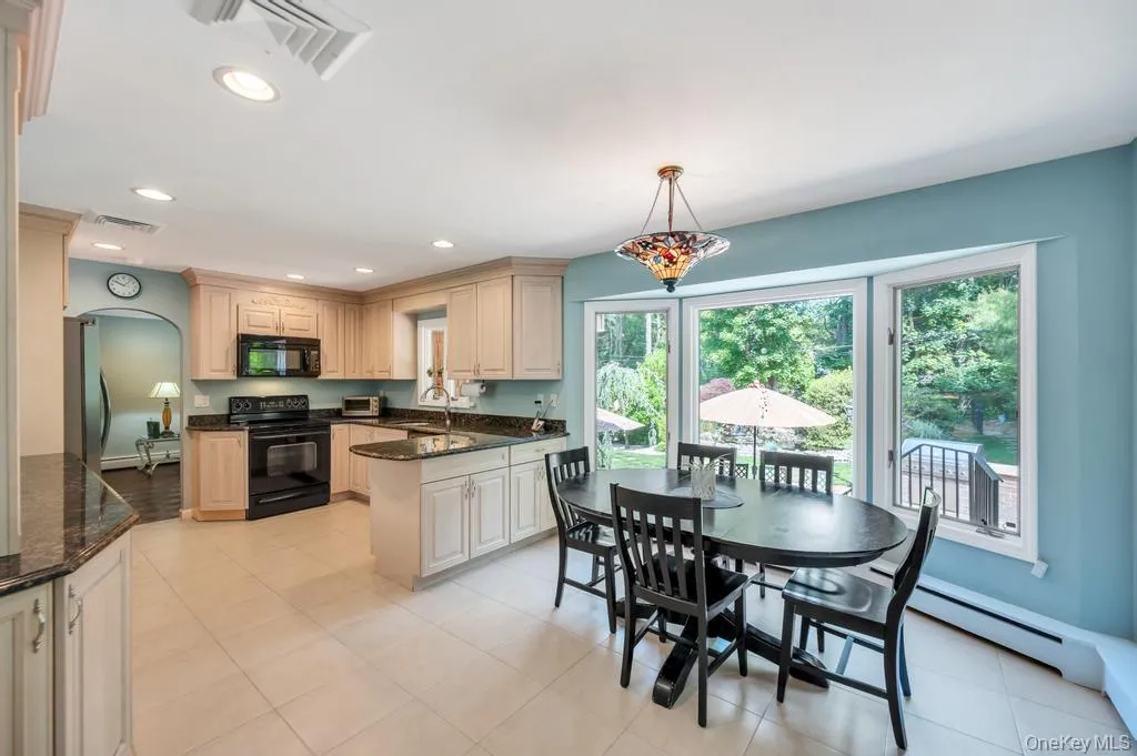 10 Lot Road, Smithtown, NY, 3 Bedrooms Bedrooms, 7 Rooms Rooms,3 BathroomsBathrooms,Residential,For Rent,Lot,0,1003638 10 Lot Road, Smithtown, NY, 3 Bedrooms Bedrooms, 7 Rooms Rooms,3 BathroomsBathrooms,Residential,For Rent,Lot,0,1003638