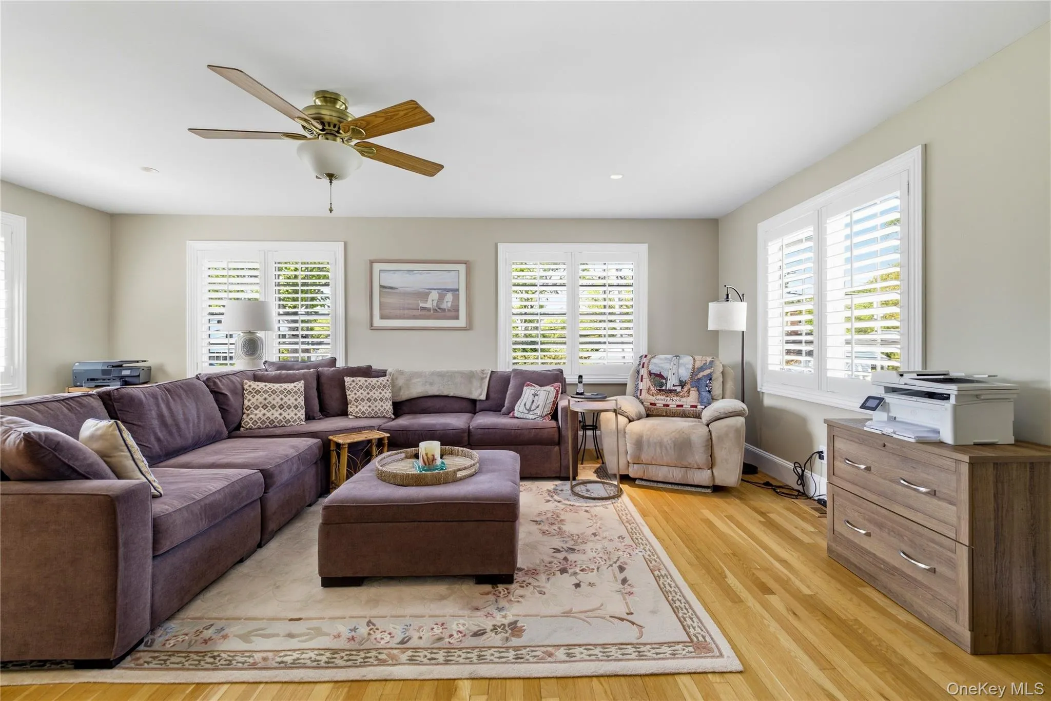 19 Oak Shore Drive, Oyster Bay, NY, 4 Bedrooms Bedrooms, 7 Rooms Rooms,3 BathroomsBathrooms,Residential,For Rent,Oak Shore,0,1003640 19 Oak Shore Drive, Oyster Bay, NY, 4 Bedrooms Bedrooms, 7 Rooms Rooms,3 BathroomsBathrooms,Residential,For Rent,Oak Shore,0,1003640