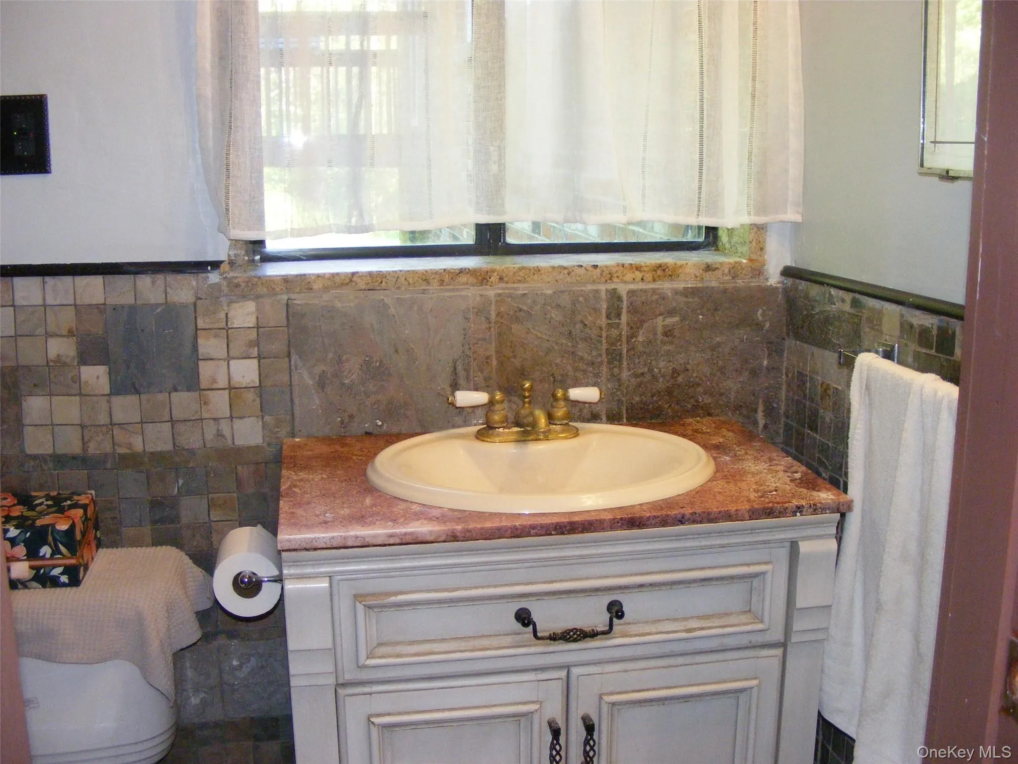212 Old Dutch Hollow Road, Monroe, NY, 2 Bedrooms Bedrooms, 7 Rooms Rooms,2 BathroomsBathrooms,Residential,For Rent,Old Dutch Hollow,0,1003642 212 Old Dutch Hollow Road, Monroe, NY, 2 Bedrooms Bedrooms, 7 Rooms Rooms,2 BathroomsBathrooms,Residential,For Rent,Old Dutch Hollow,0,1003642